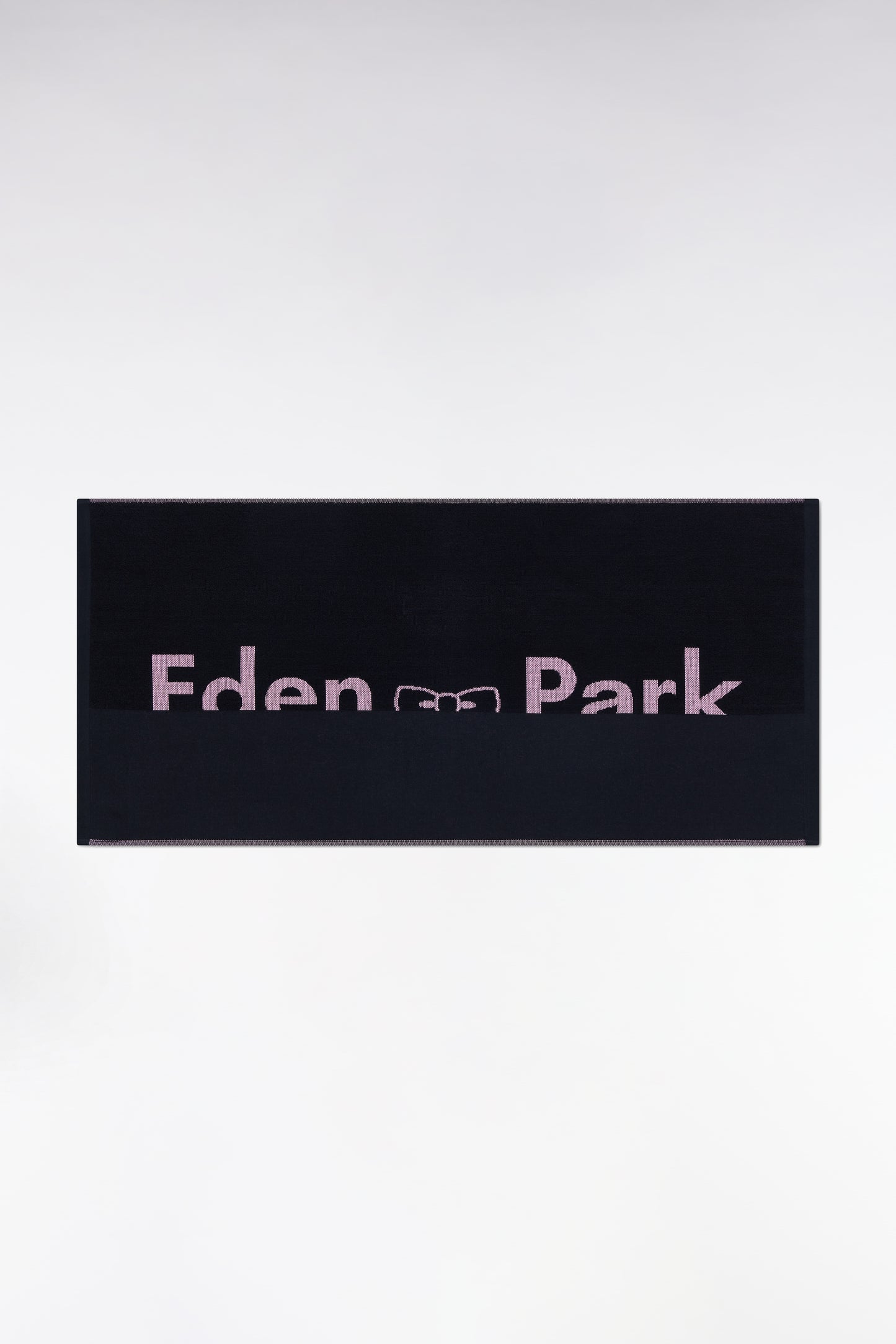 Navy cotton terry beach towel with pink Eden Park jacquard