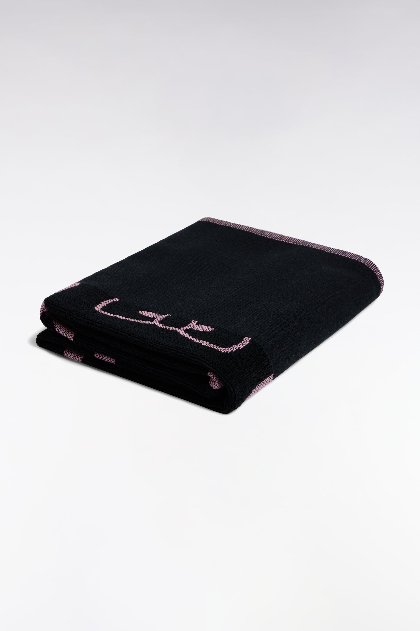 Navy cotton terry beach towel with pink Eden Park jacquard