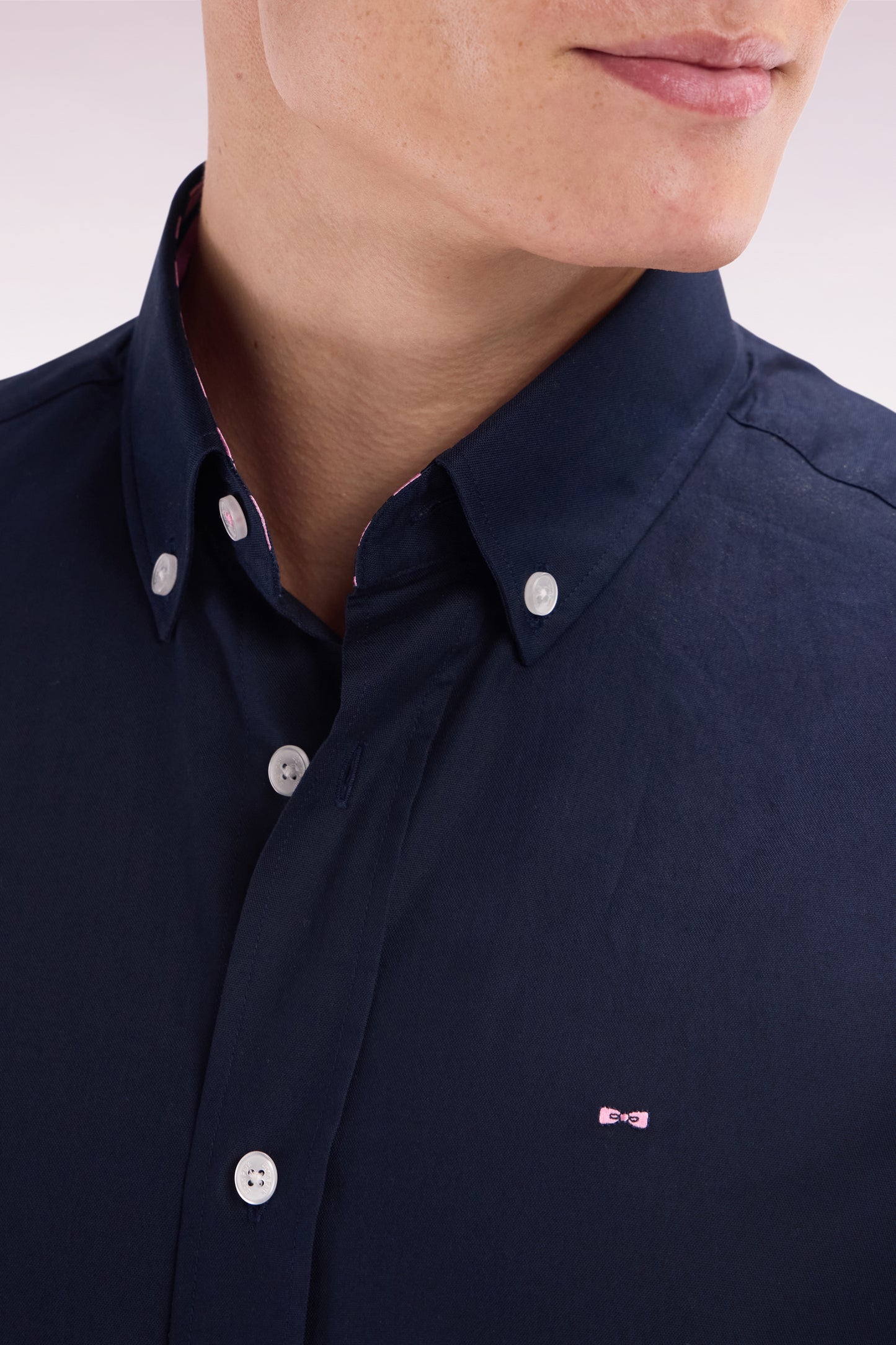 Straight short-sleeved shirt in navy cotton with Eden Park embroidery