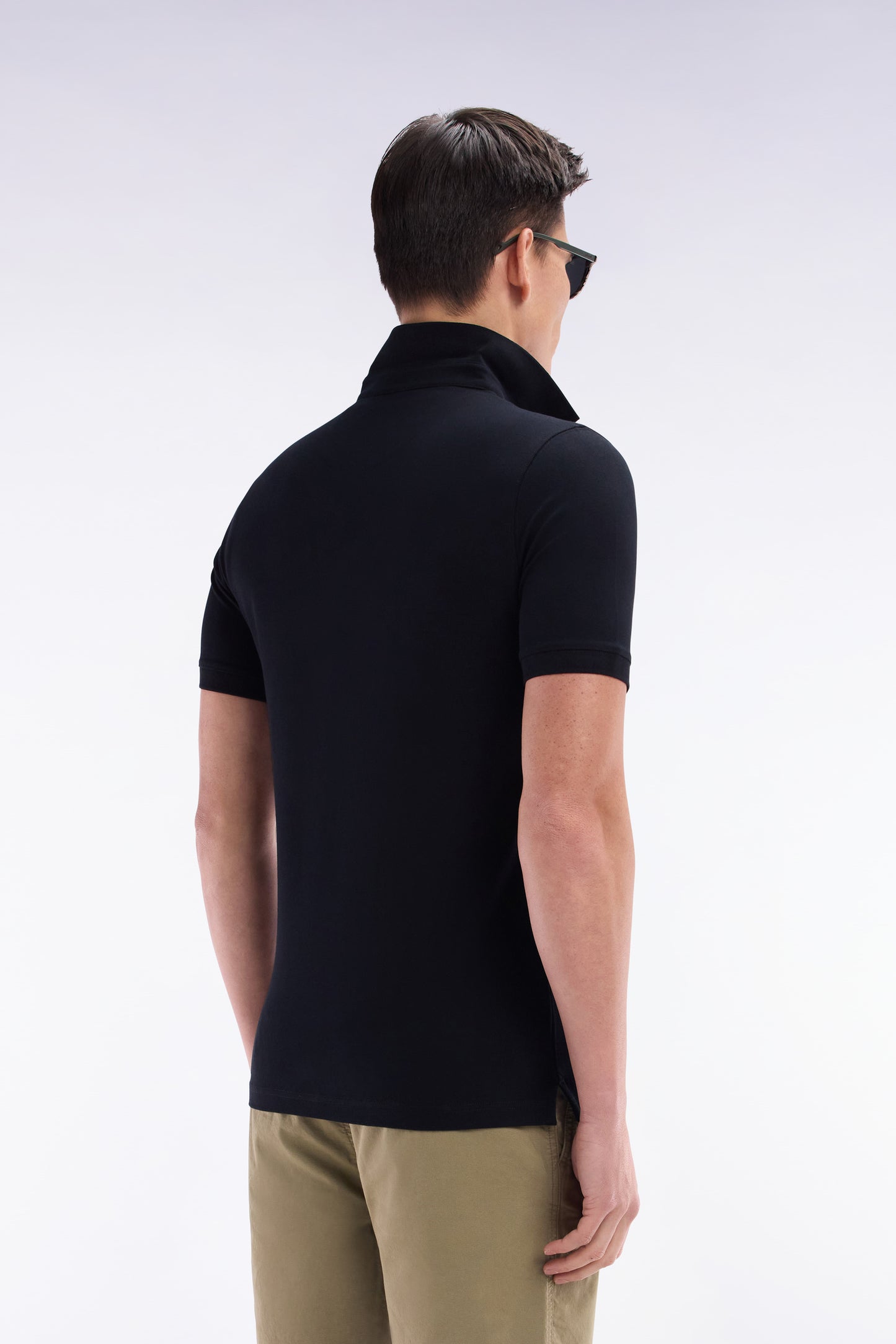 Polo à manches courtes en coton stretch noir coupe ajustée