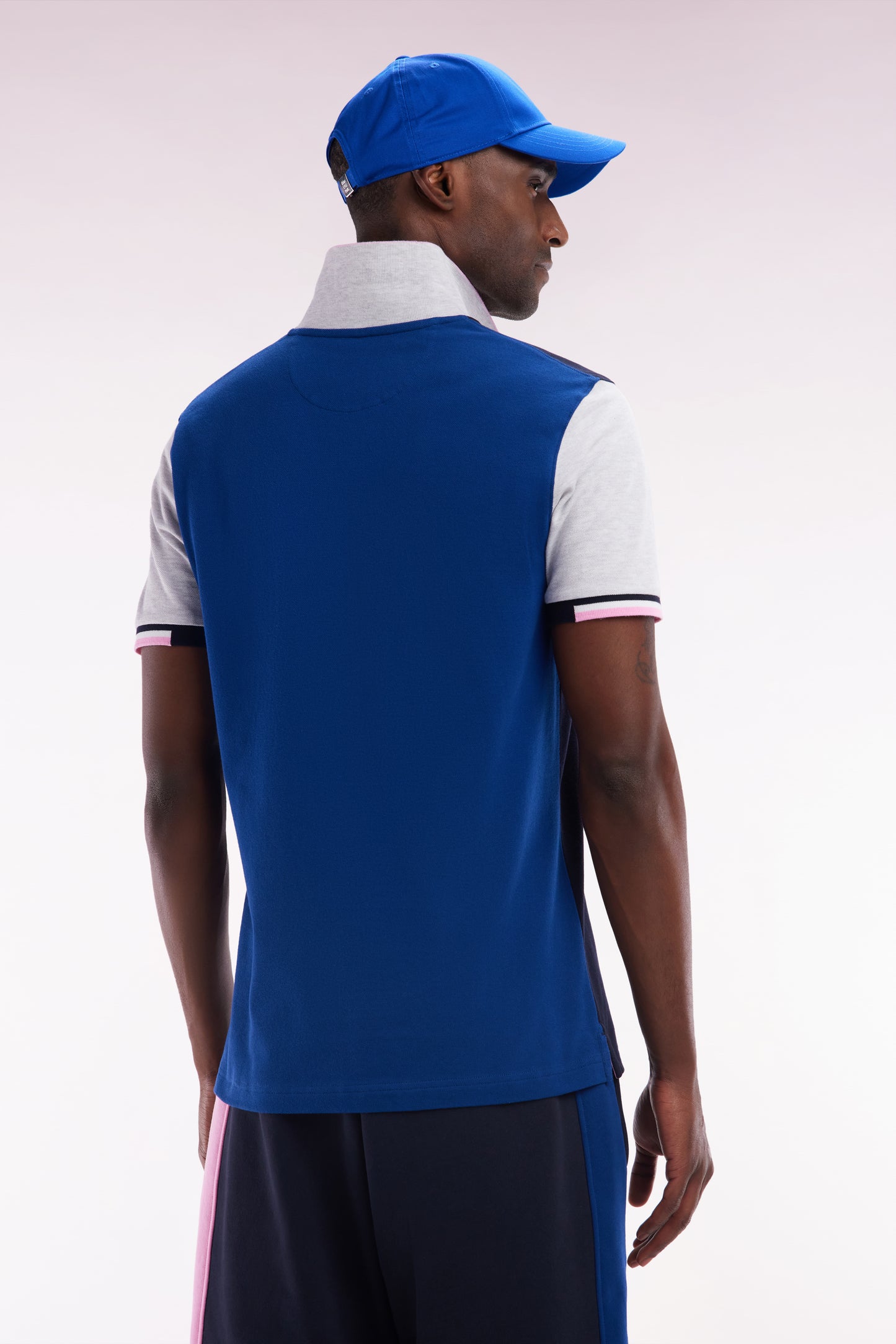Polo à manches courtes colorblock en coton rose coupe droite