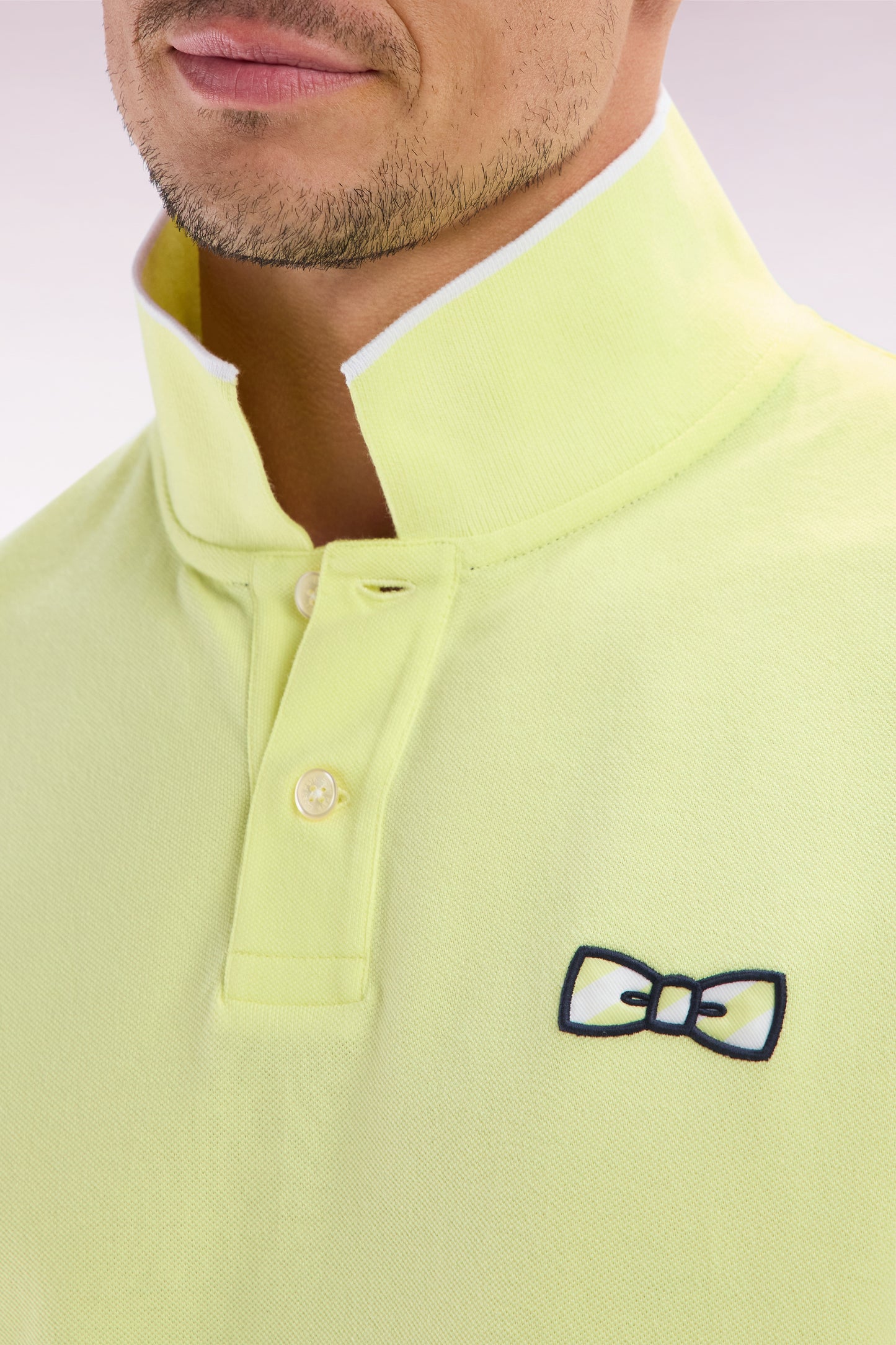 Relaxed-fit short-sleeved polo shirt in yellow cotton with tone-on-tone embroidery