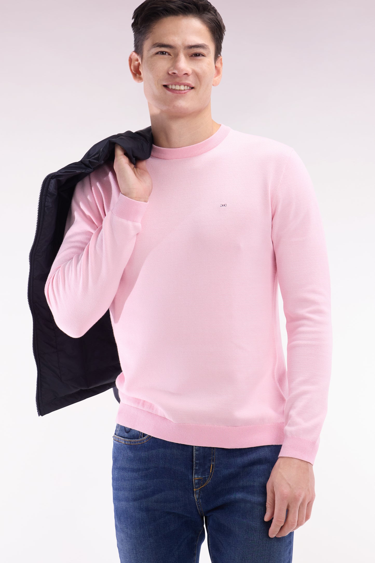 Straight-fit round neck cotton jumper in pink cotton
