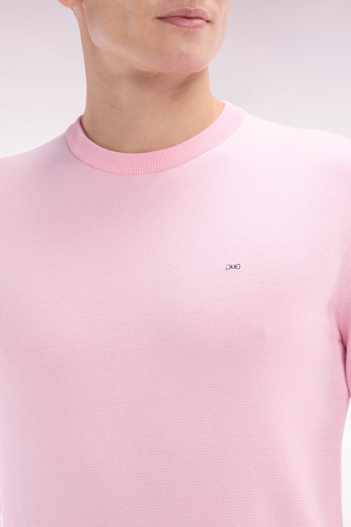 Straight-fit round neck cotton jumper in pink cotton
