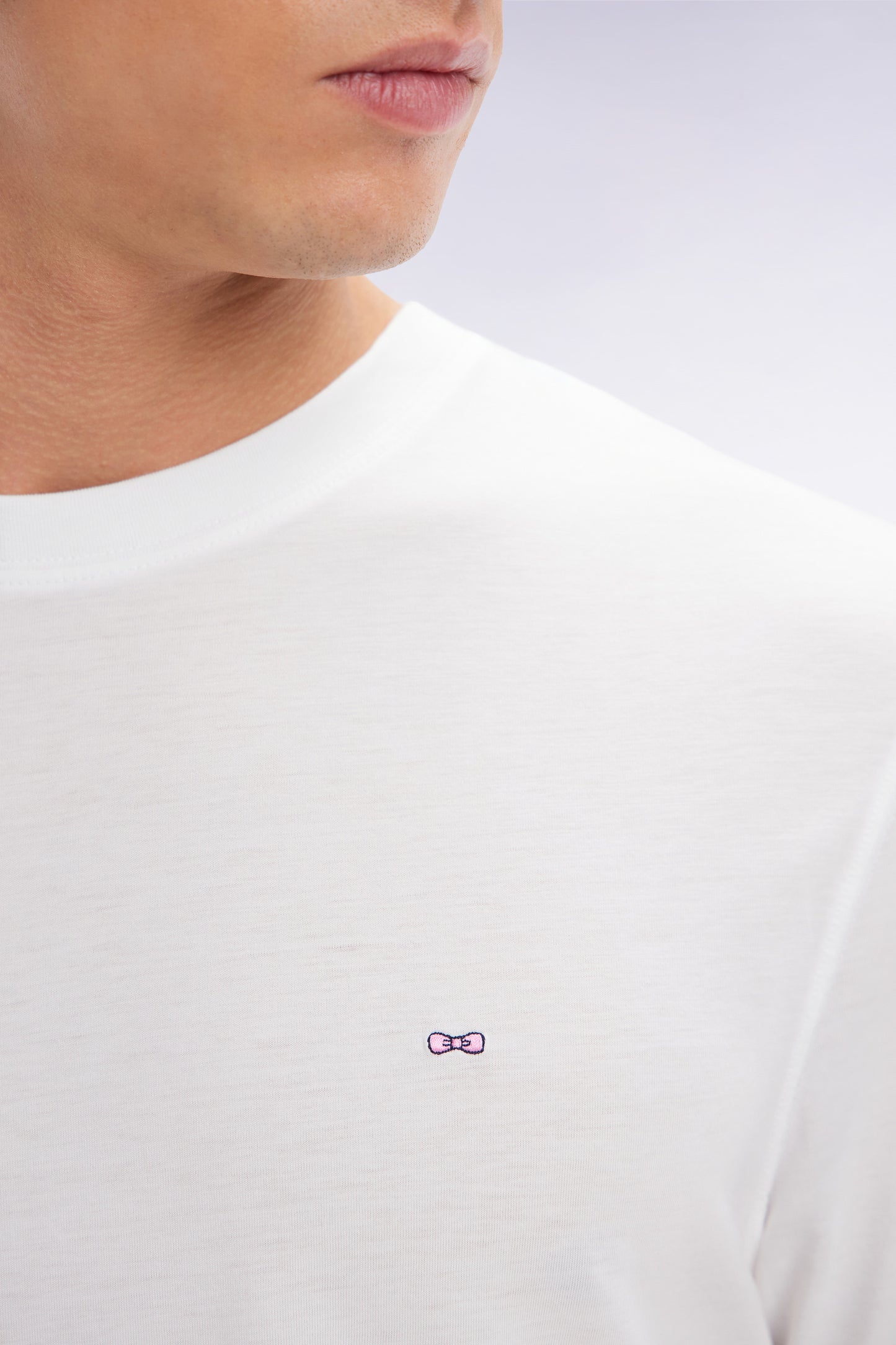 T-shirt blanc uni en lyocell et coton coupe droite