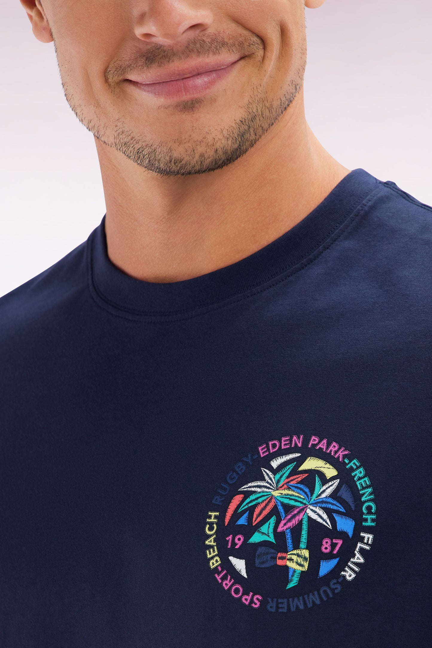 T-shirt in navy cotton with multicolored screen print, relaxed fit