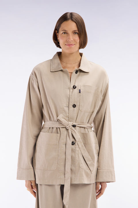 Surchemise ceinturée en lin et coton stretch beige coupe oversized - Image 3