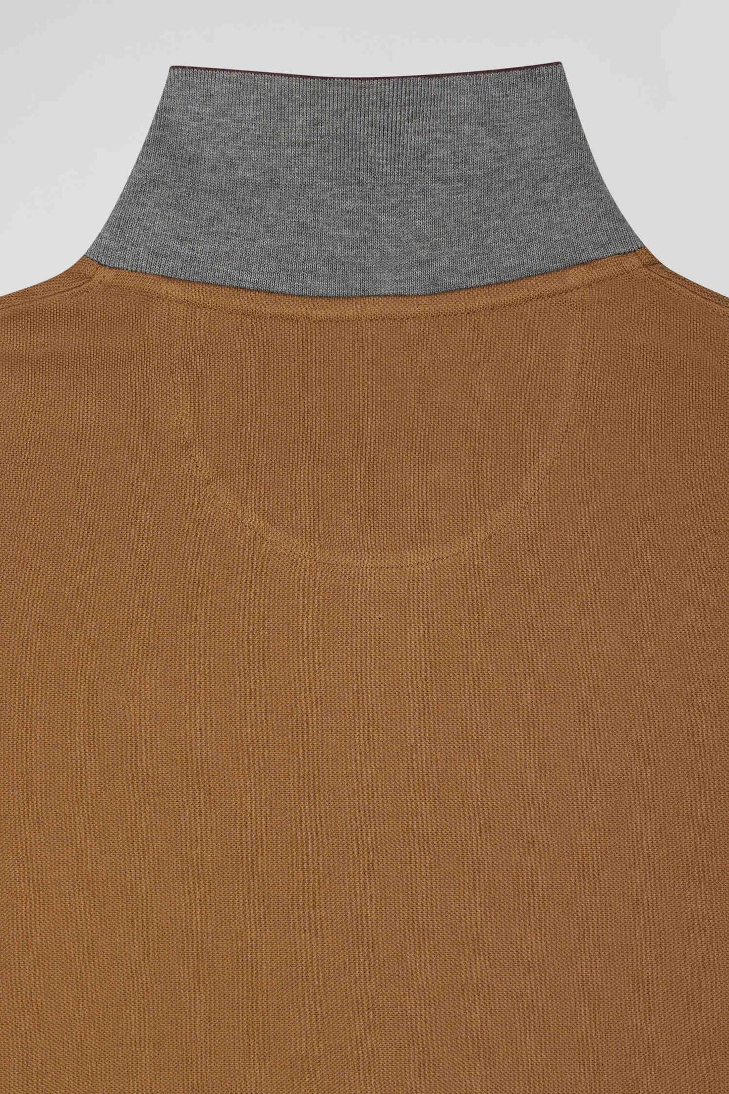 Polo manches longues en piqué coton bicolore noisette col jacquard coupe Regular