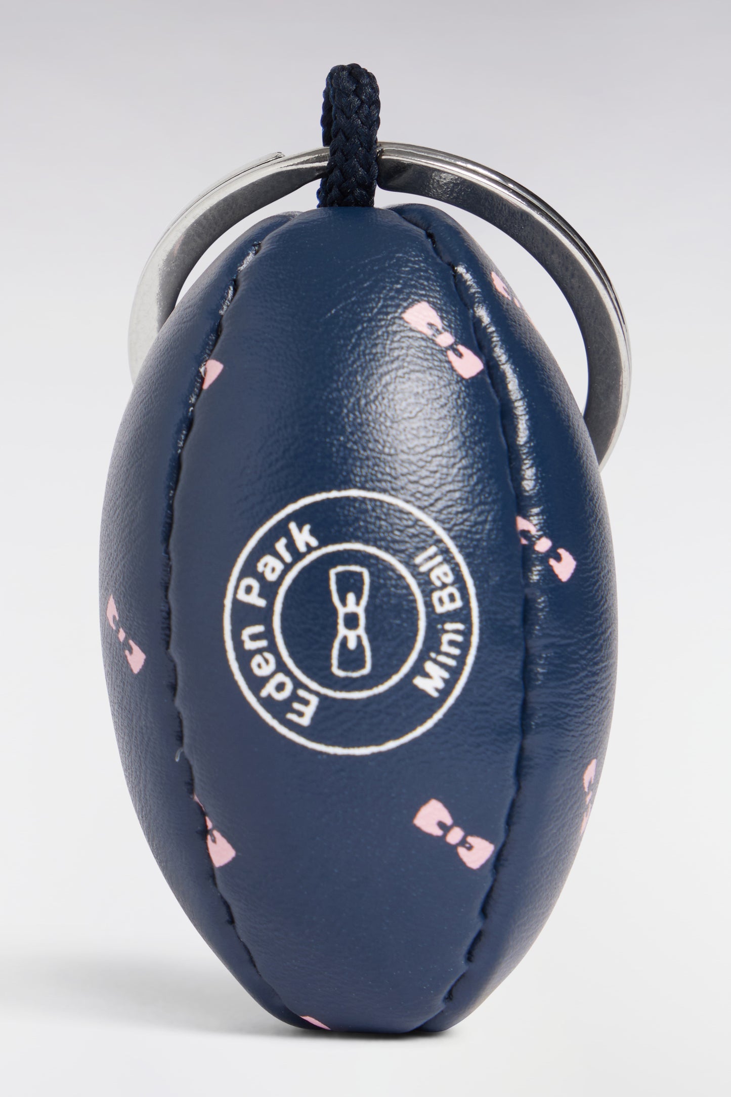 Porte-clés ballon de rugby marine