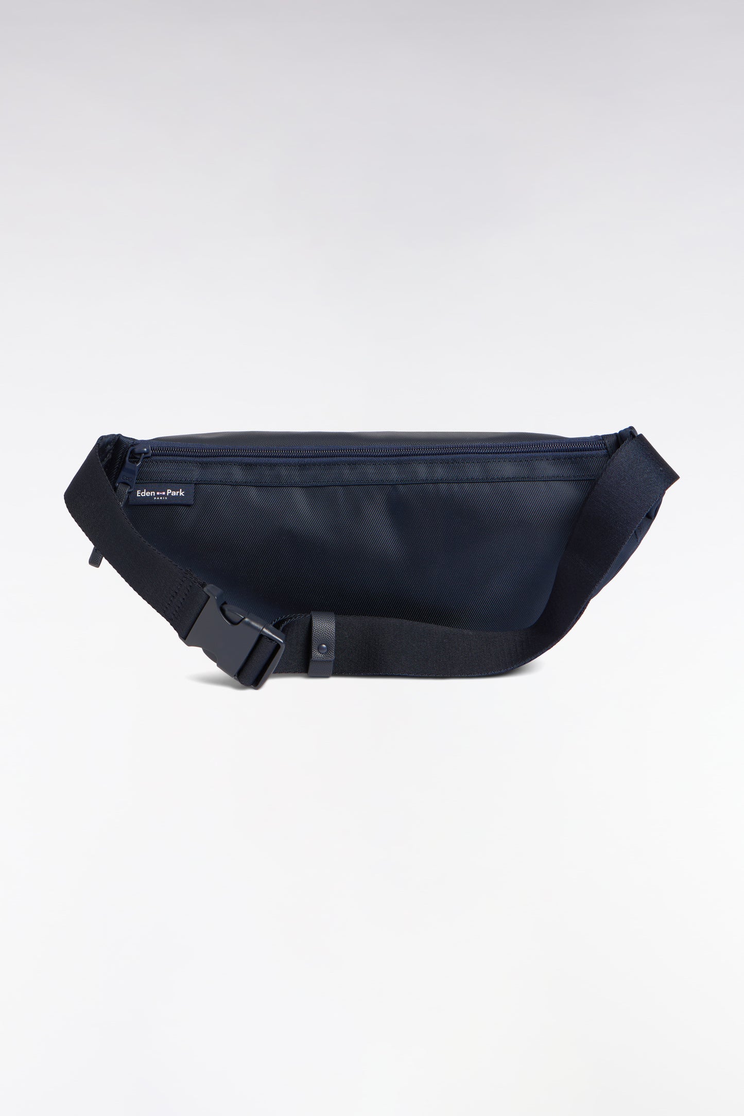 Banana bag in navy nylon