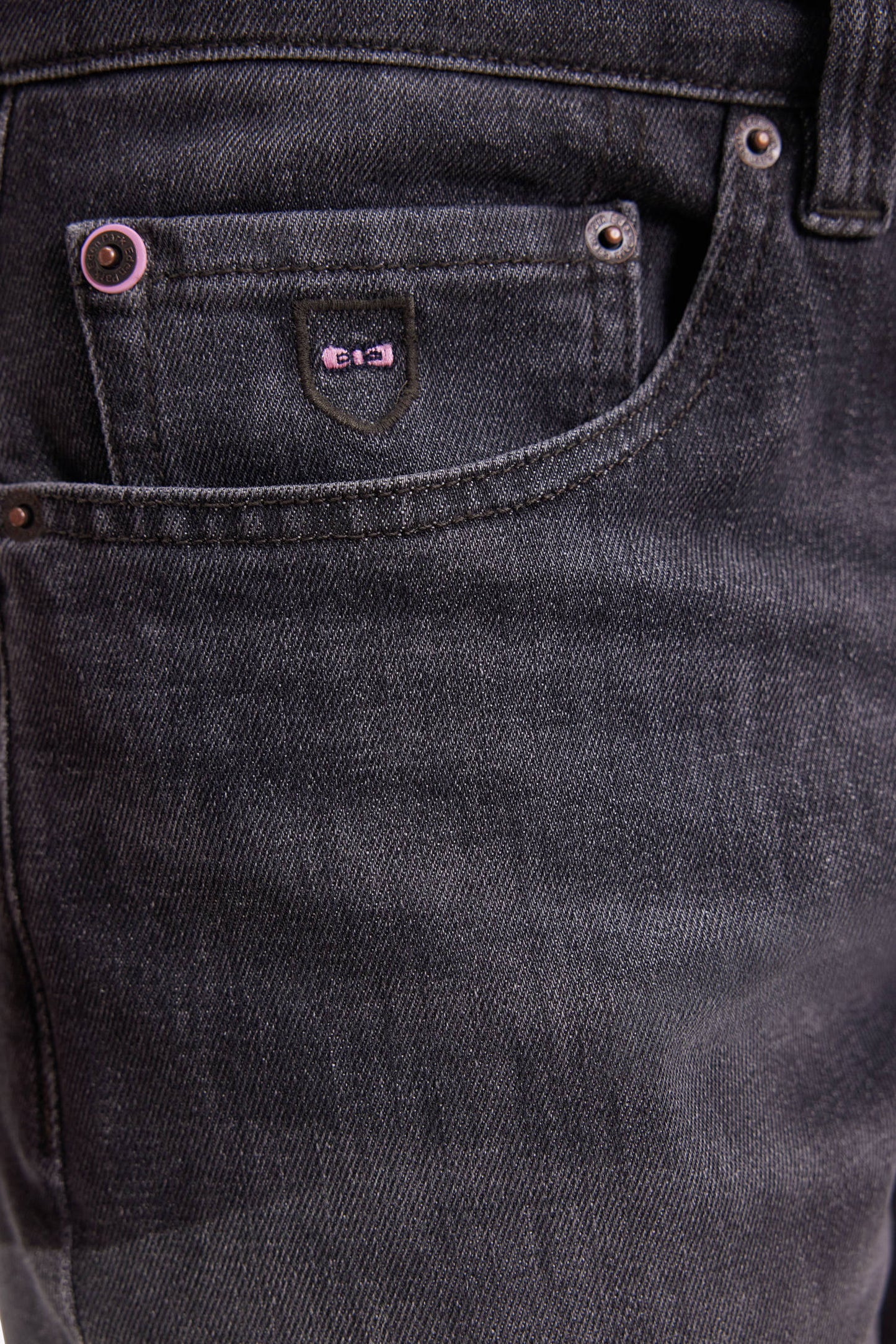 5-pocket jeans in washed grey stretch denim blend, regular fit