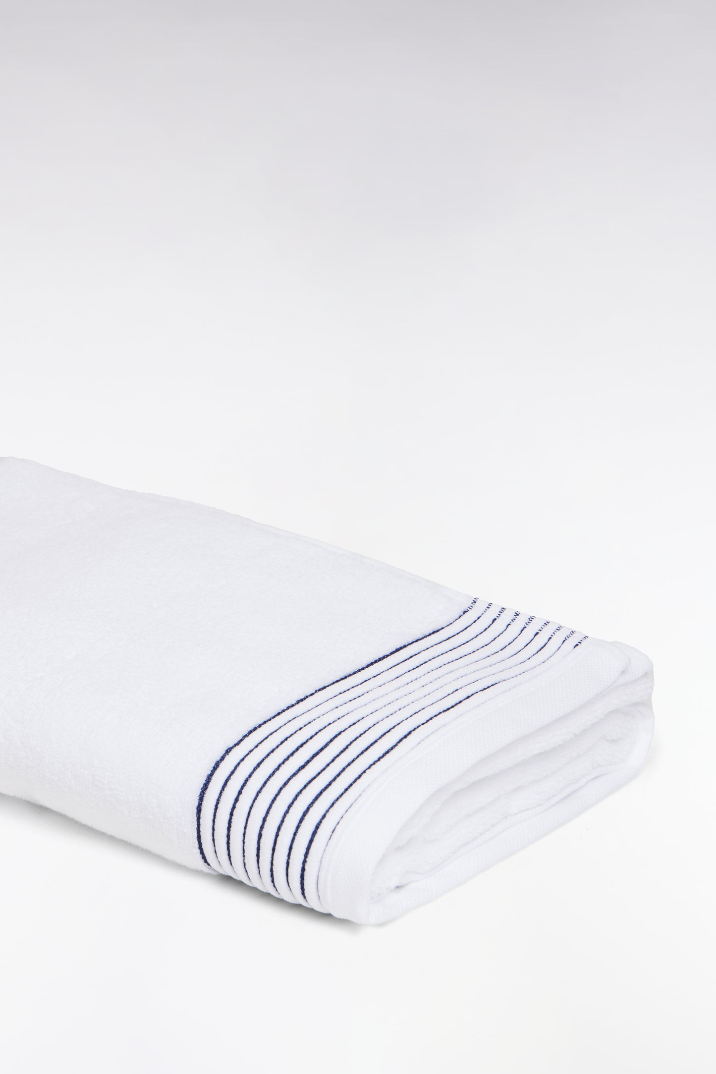 Drap de bain en coton éponge blanc