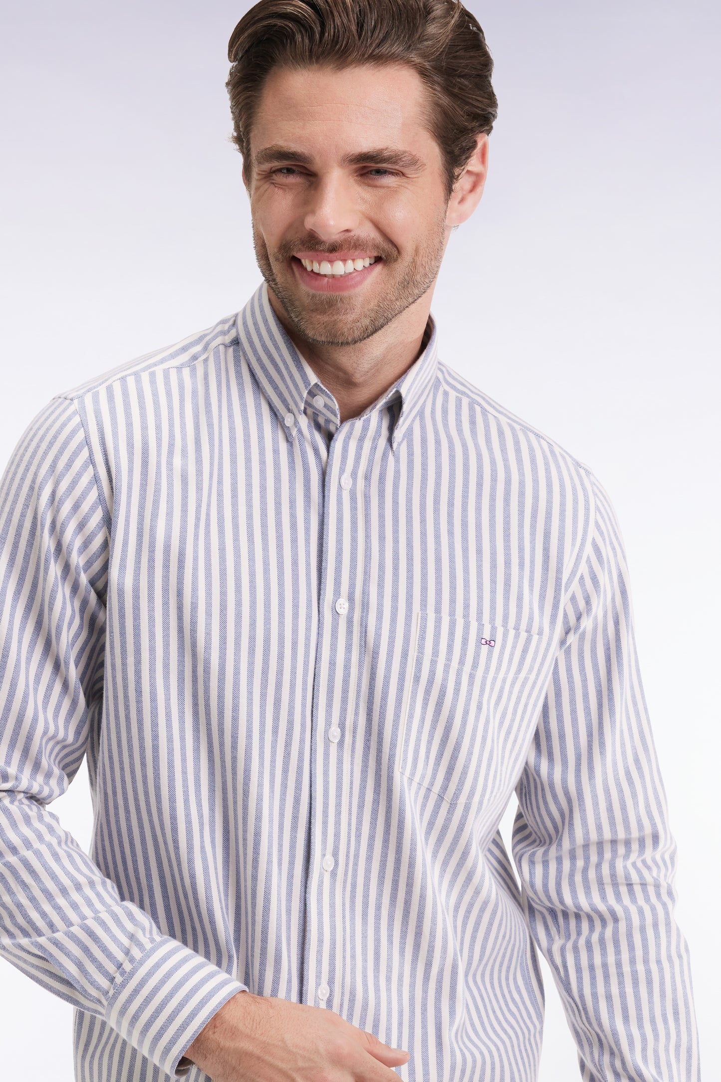 Chemise en coton Pima à rayures bleues et blanches