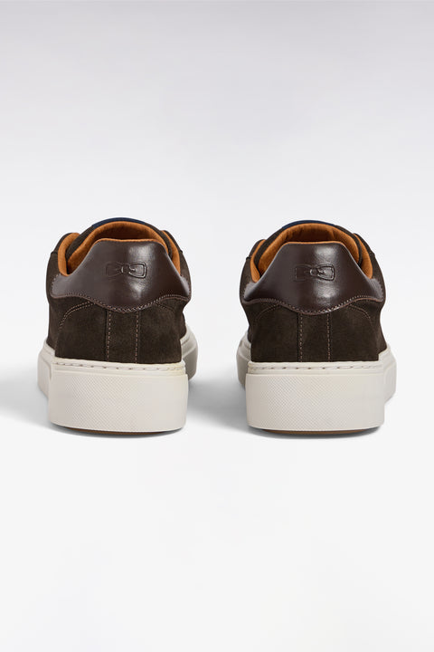 Baskets basses en cuir suédé marron - Image 3