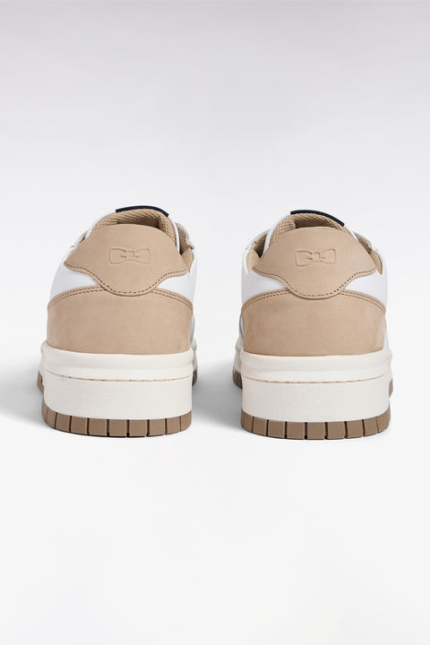 Sneakers bimatières en cuir et daim beige et blanches - Image 3