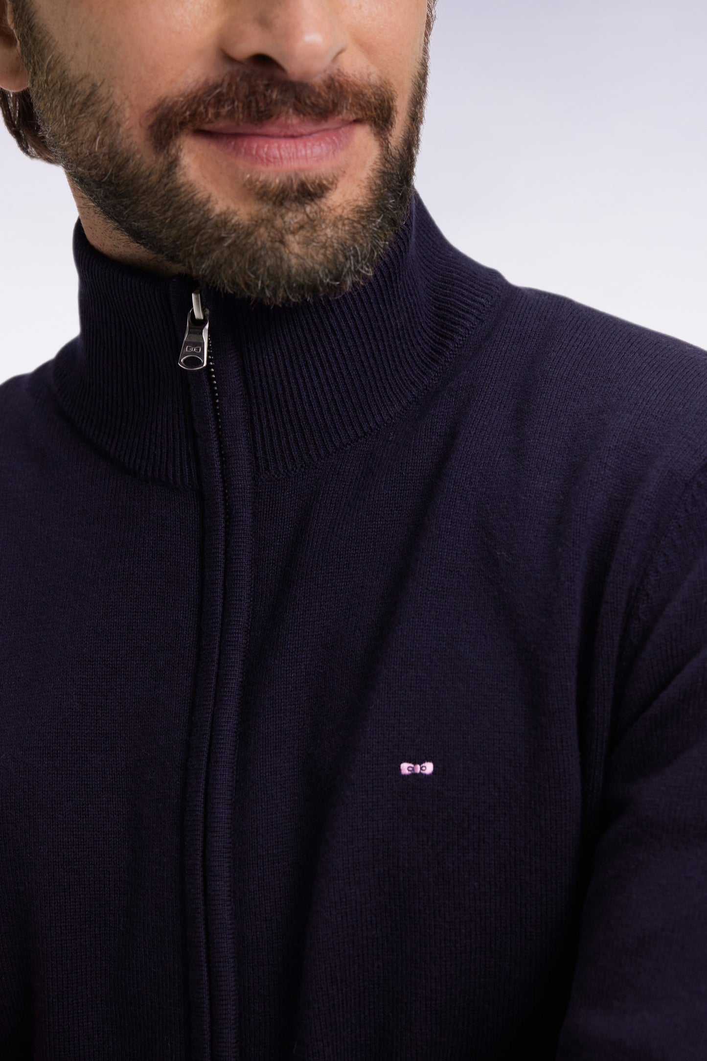 Cardigan zippé en laine et coton marine coupe droite