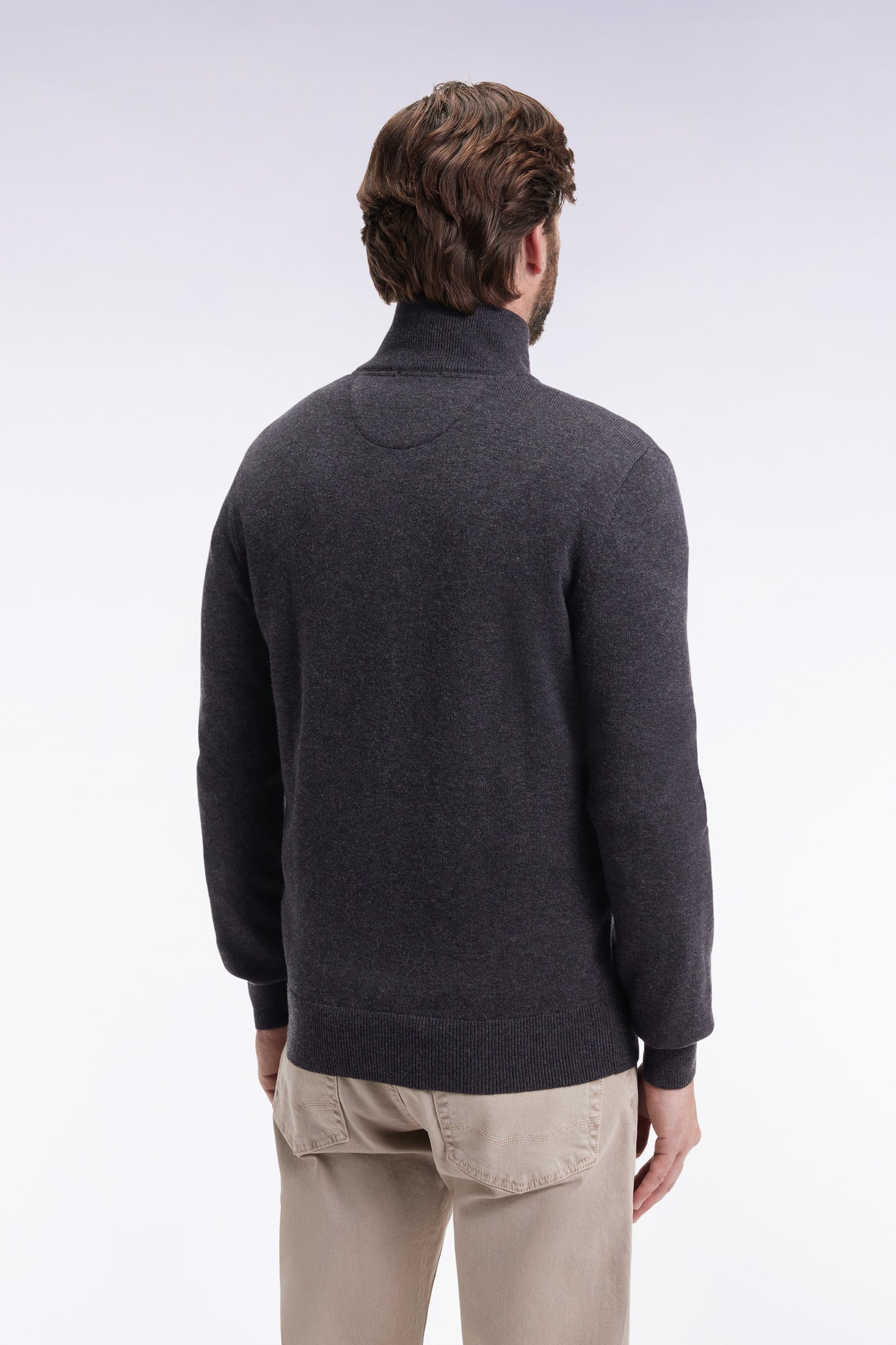 Cardigan zippé en laine et coton gris foncé coupe droite
