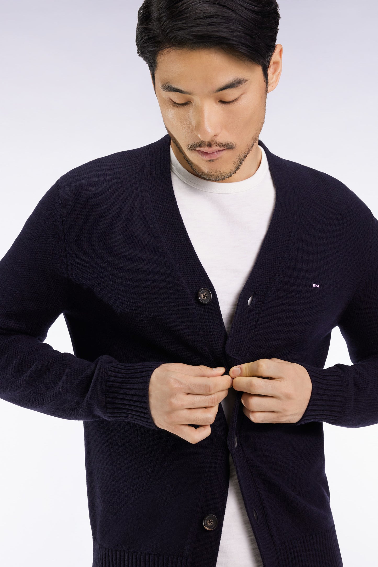 Cardigan en laine et coton marine coupe droite
