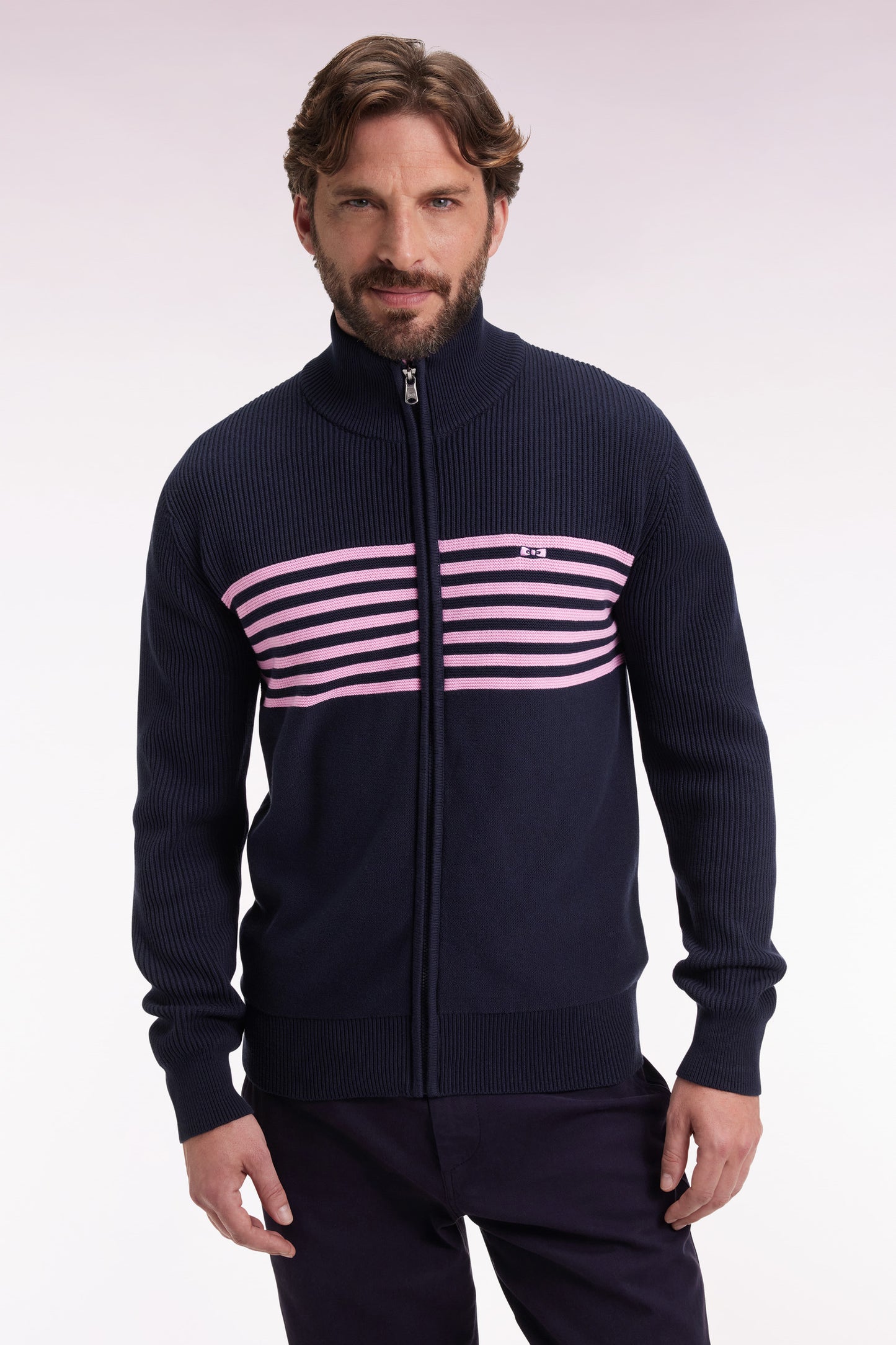 Cardigan zippé en coton marine à rayures roses coupe droite