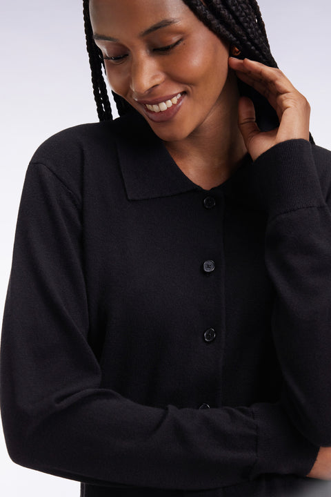 Cardigan à col classique en laine mérinos noire coupe droite - Image 3