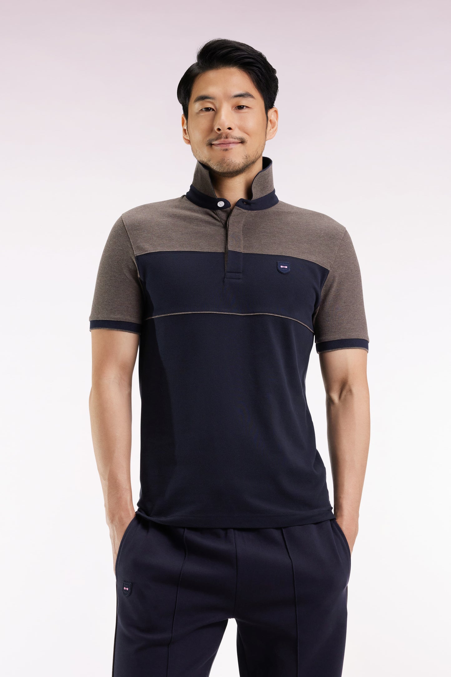Polo bicolore manches courtes en piqué coton stretch marine coupe slim
