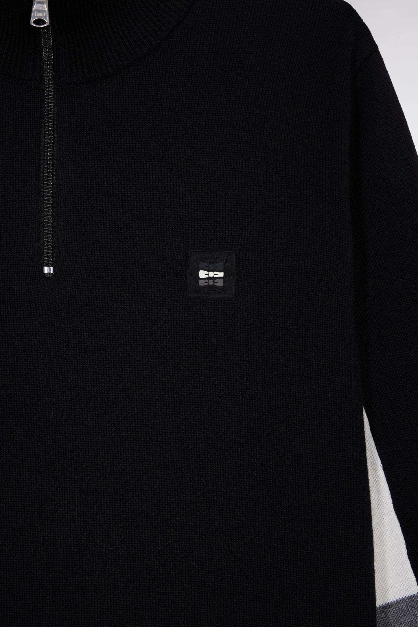 Pull col camionneur en coton noir à manches contrastées tricolores