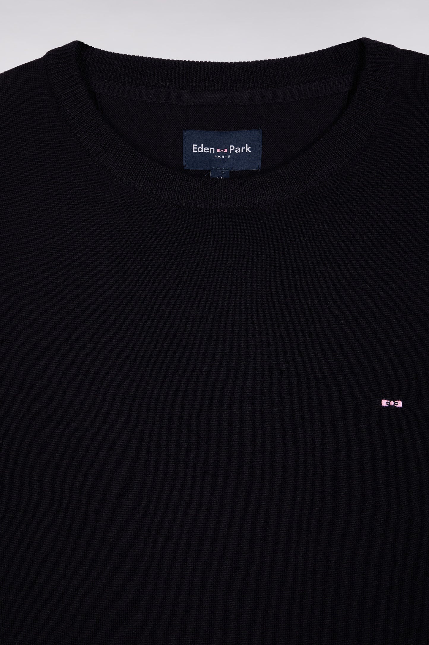 Round-neck sweater in navy merino wool