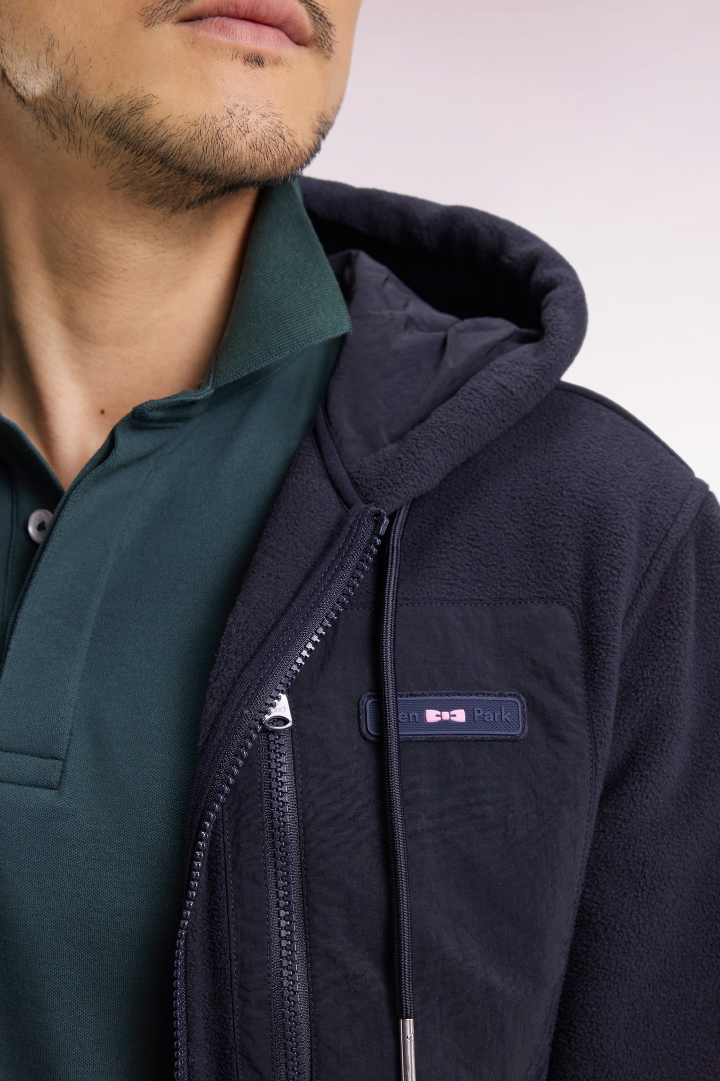 Navy two-color hooded sweatshirt with zip, straight cut