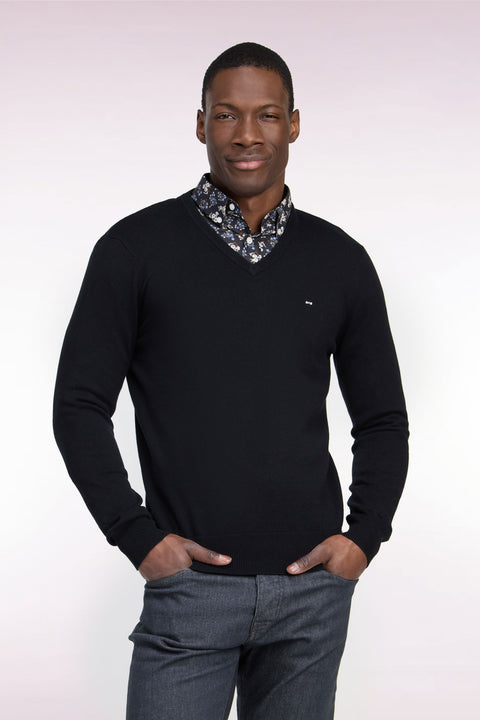 Pull col V en laine et coton noir coupe droite - Image 3