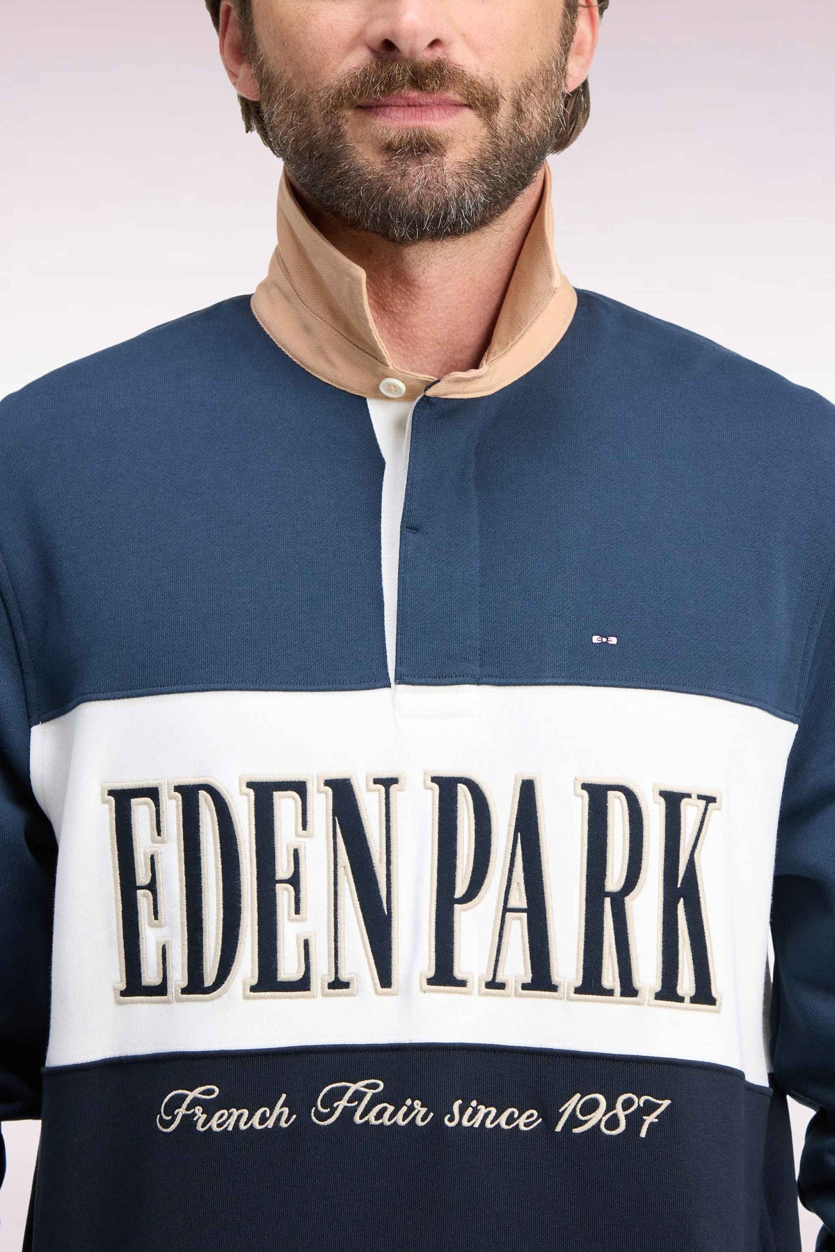 Sweatshirt zippé à col polo gris coupe droite