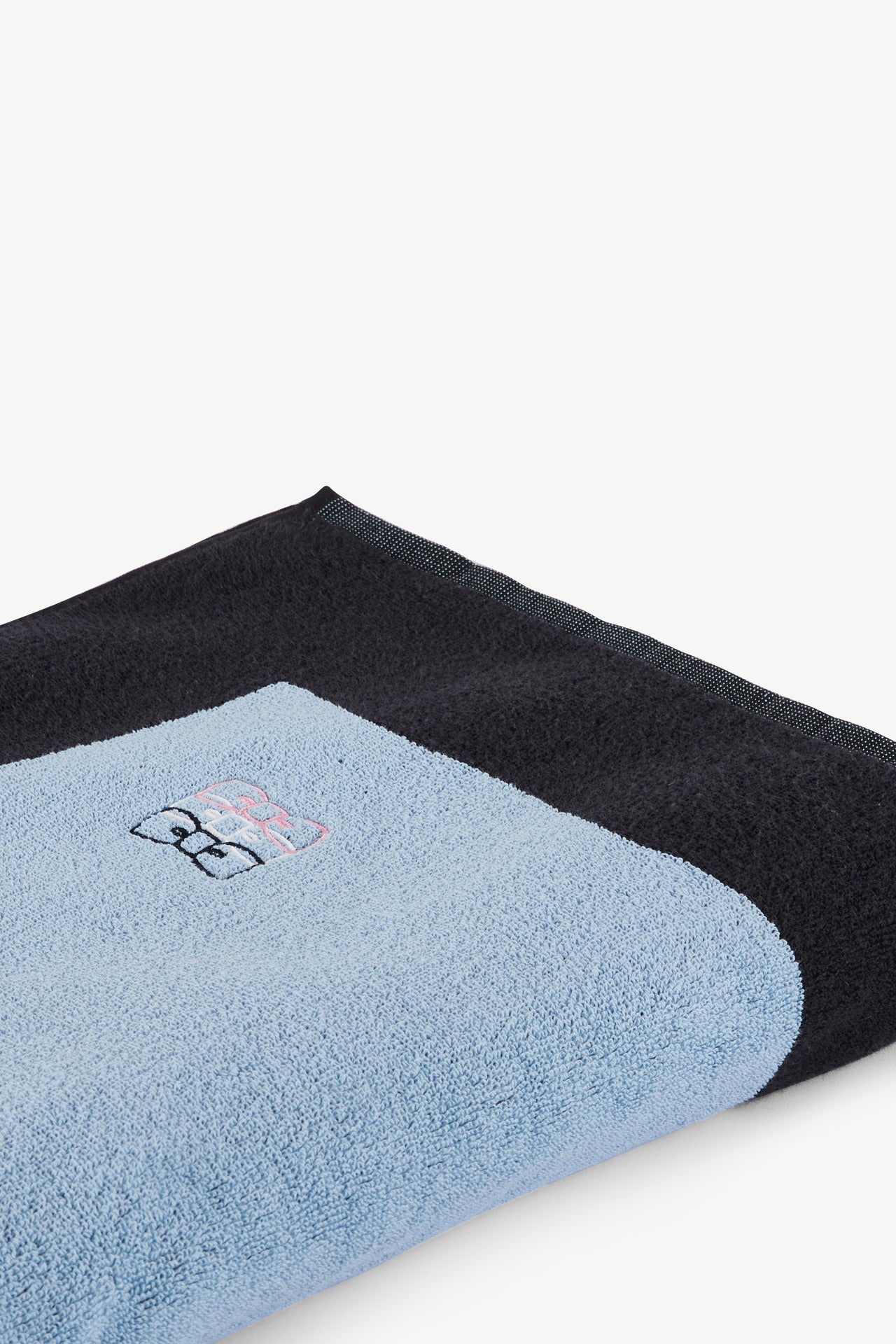 Cut-and-sew beach towel