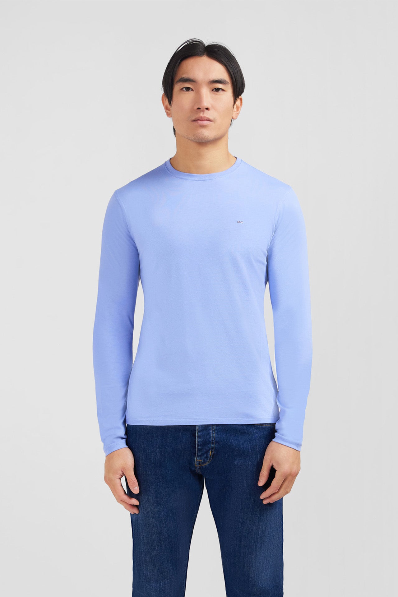 Long sleeved blue cotton t-shirt