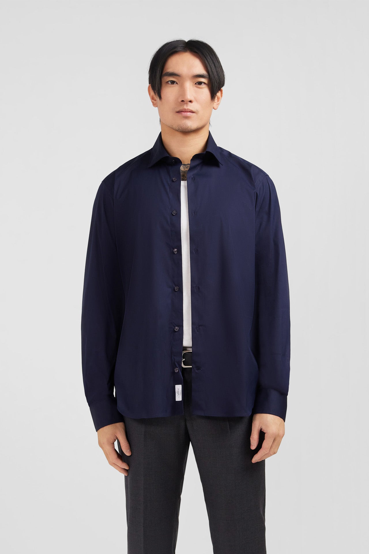 Chemise bleu marine slim en popeline stretch
