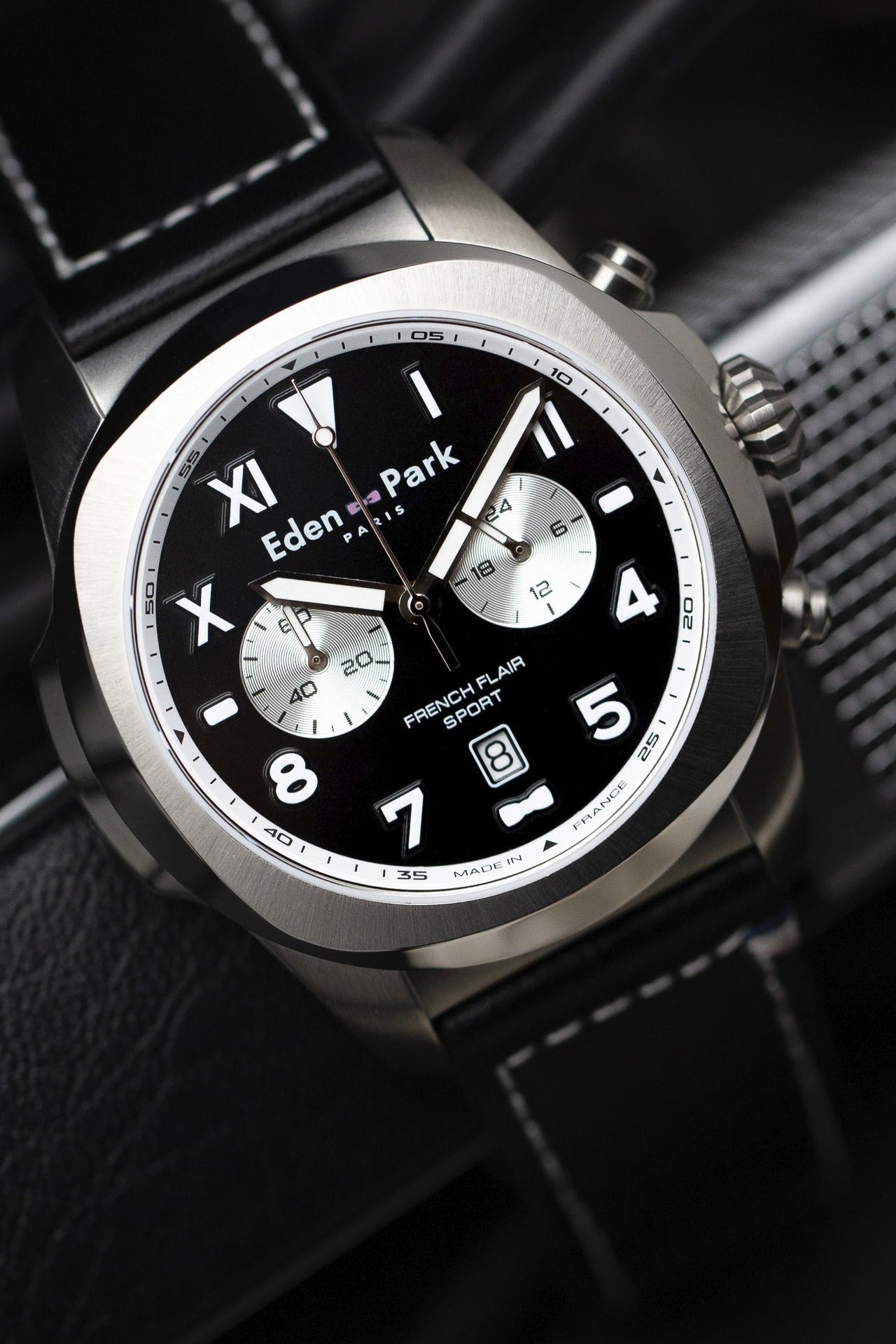 Black leather chronograph quartz watch