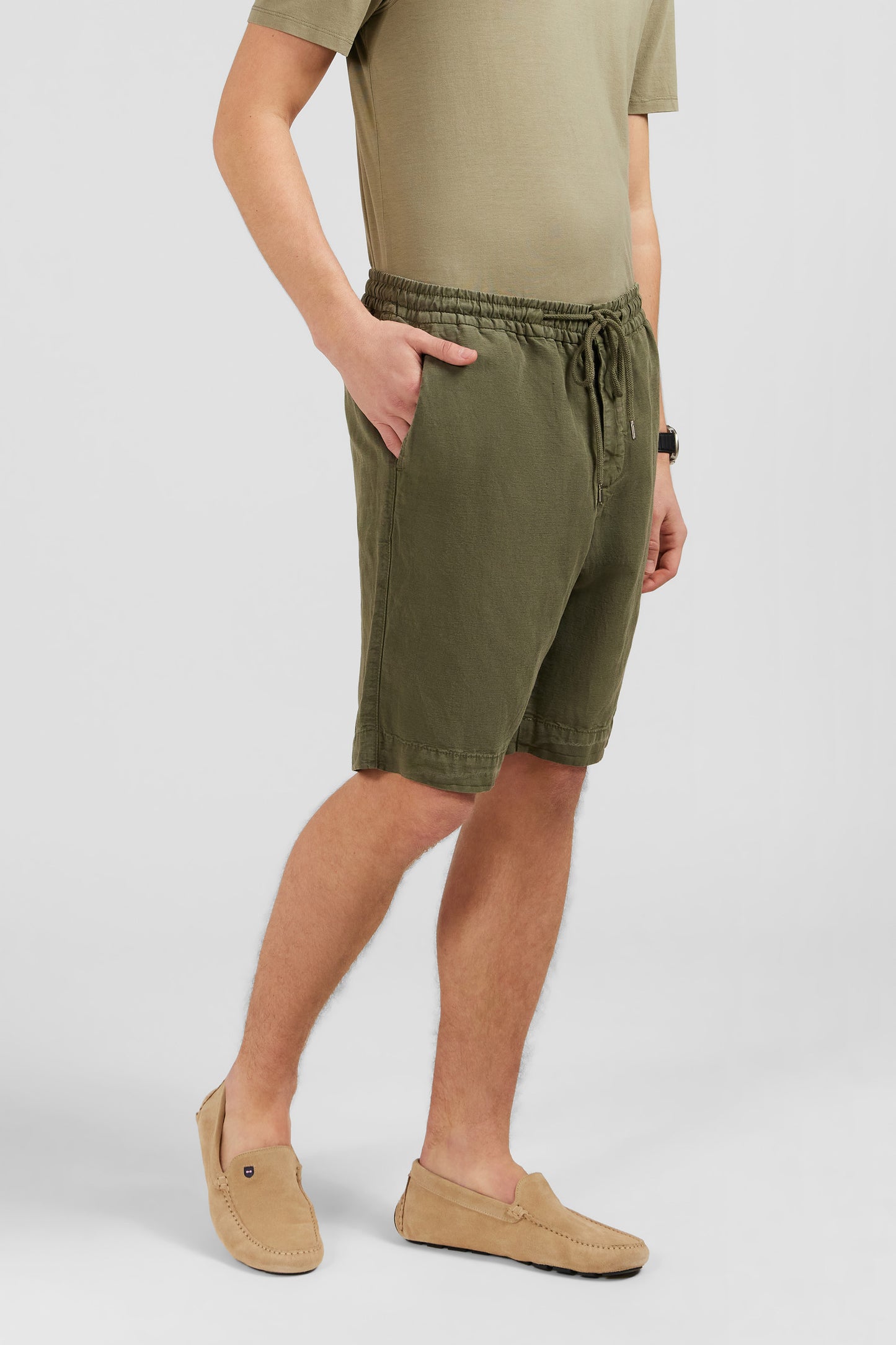 Bermuda kaki à taille élastiquée