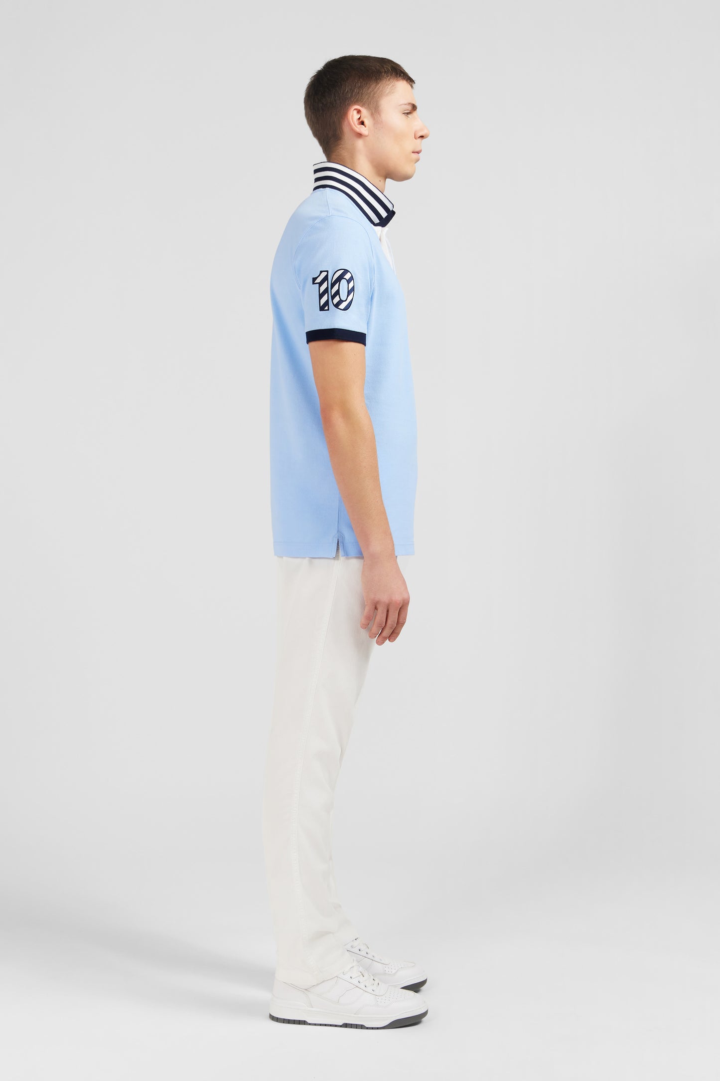 Light blue short-sleeved polo shirt number 10