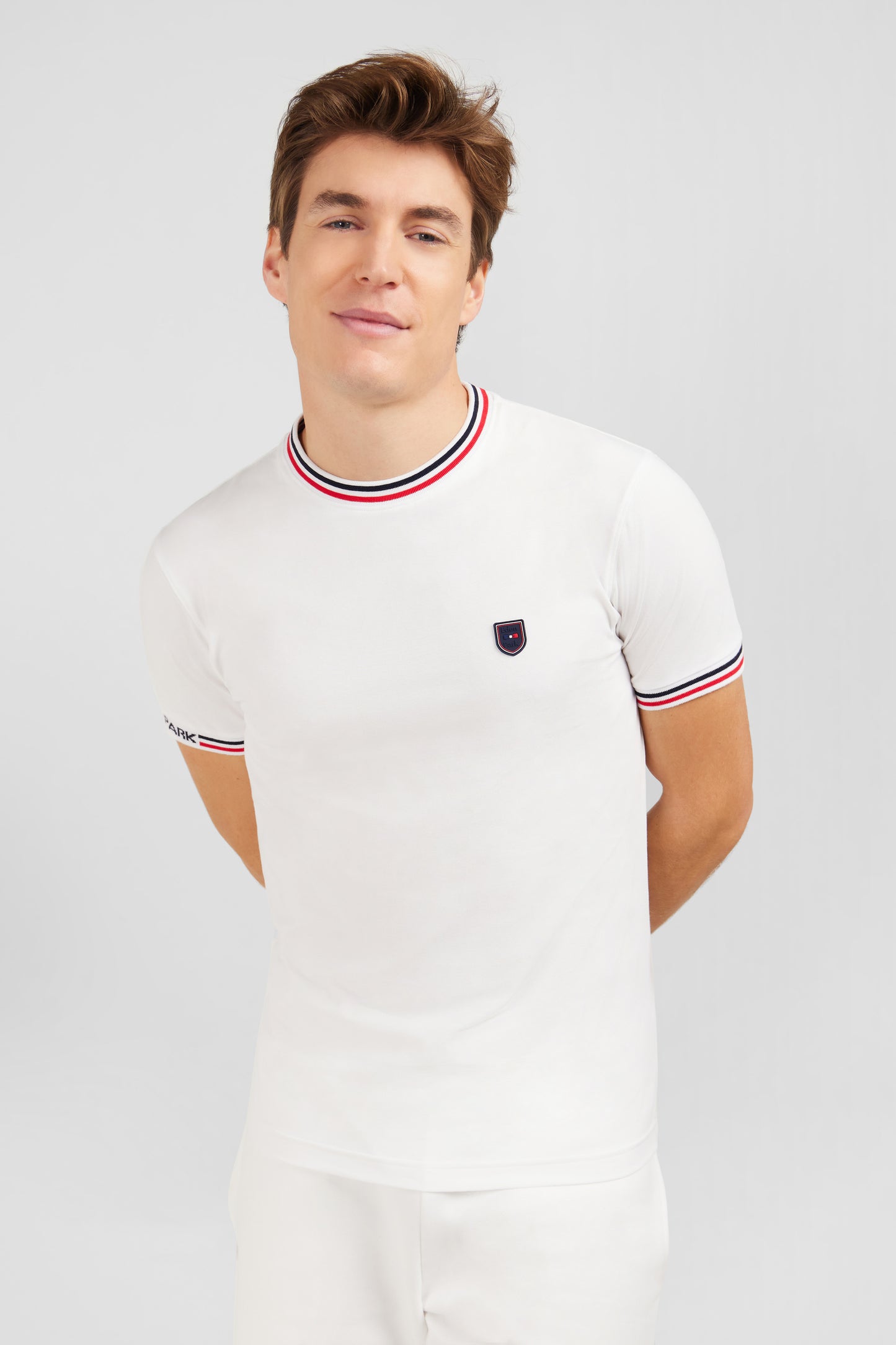 White short-sleeved T-shirt