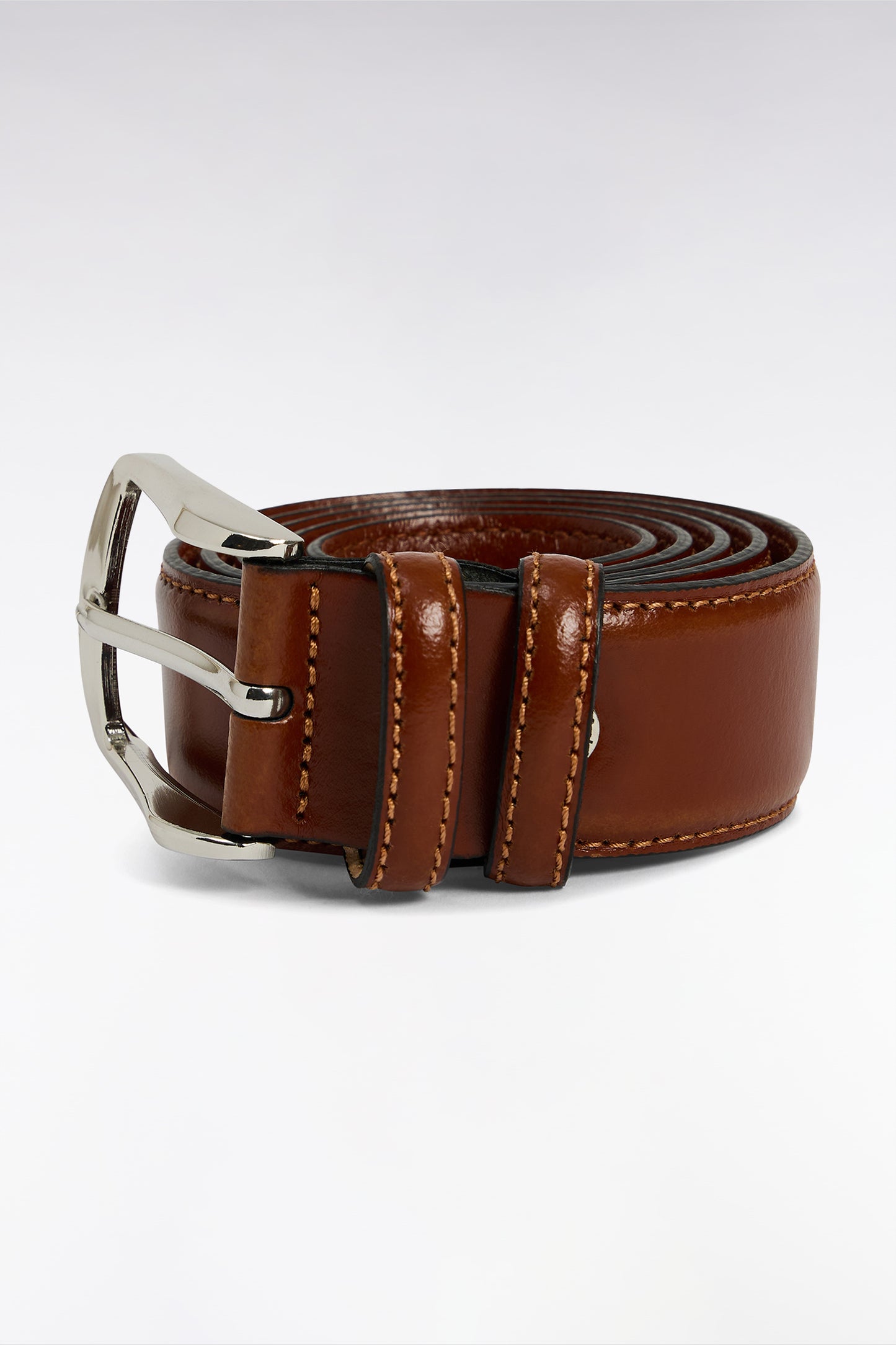 Brown smooth leather belt with double loops