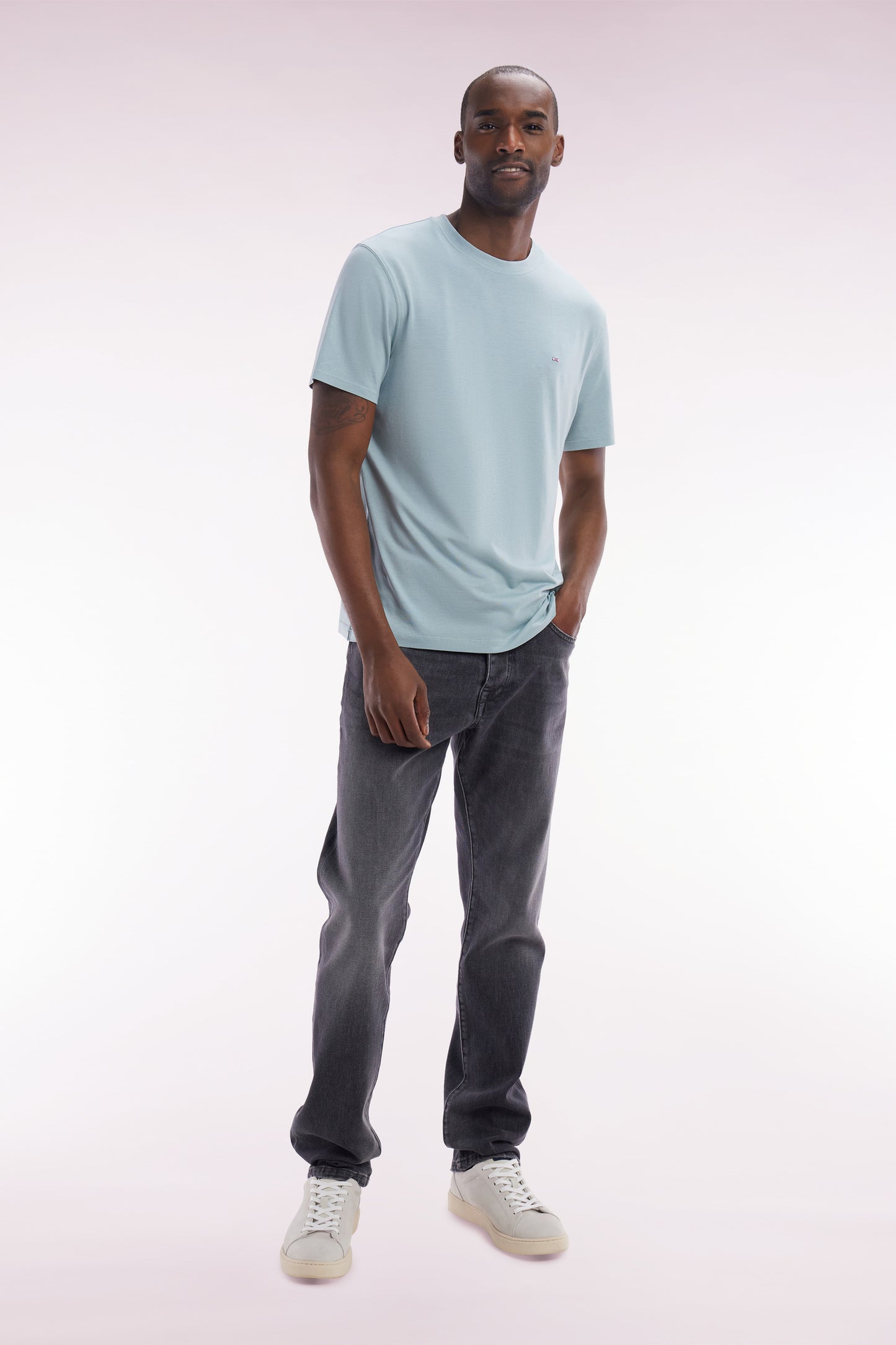 Straight cut dark grey stretch denim 5-pocket jeans