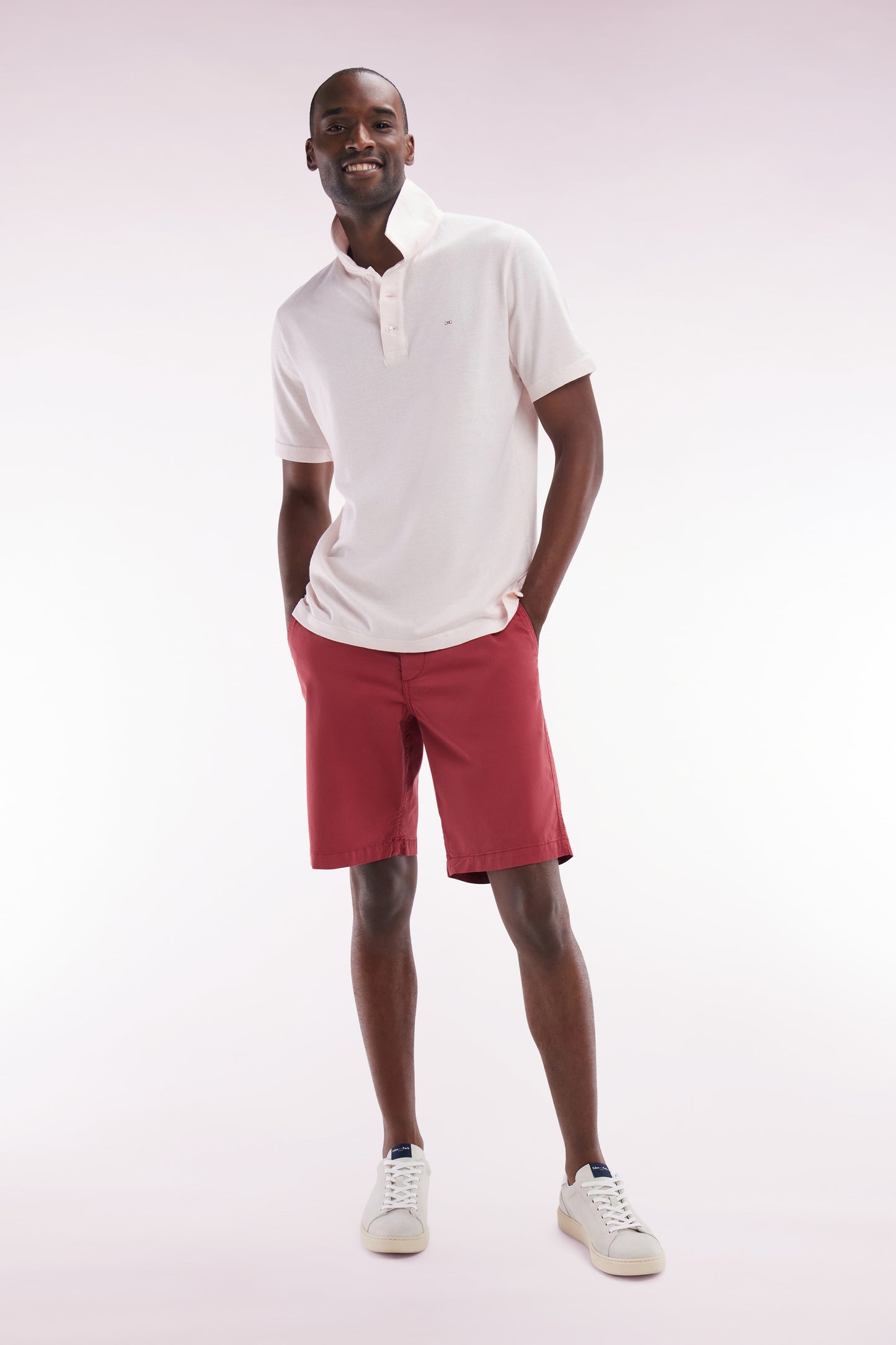 Bermuda chino en coton stretch rouge coupe droite