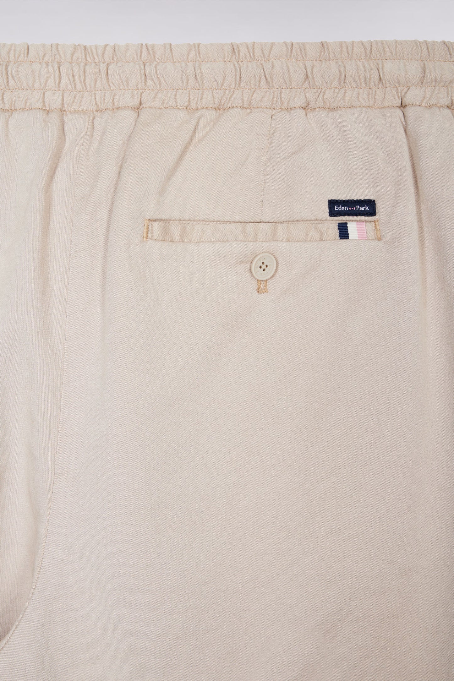 Elasticated waistband beige Bermuda shorts in lyocell and stretch cotton
