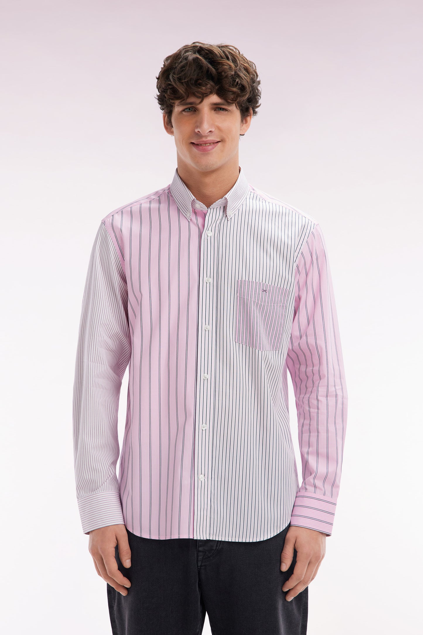 Chemise à rayures bâtons en popeline de coton rose coupe droite