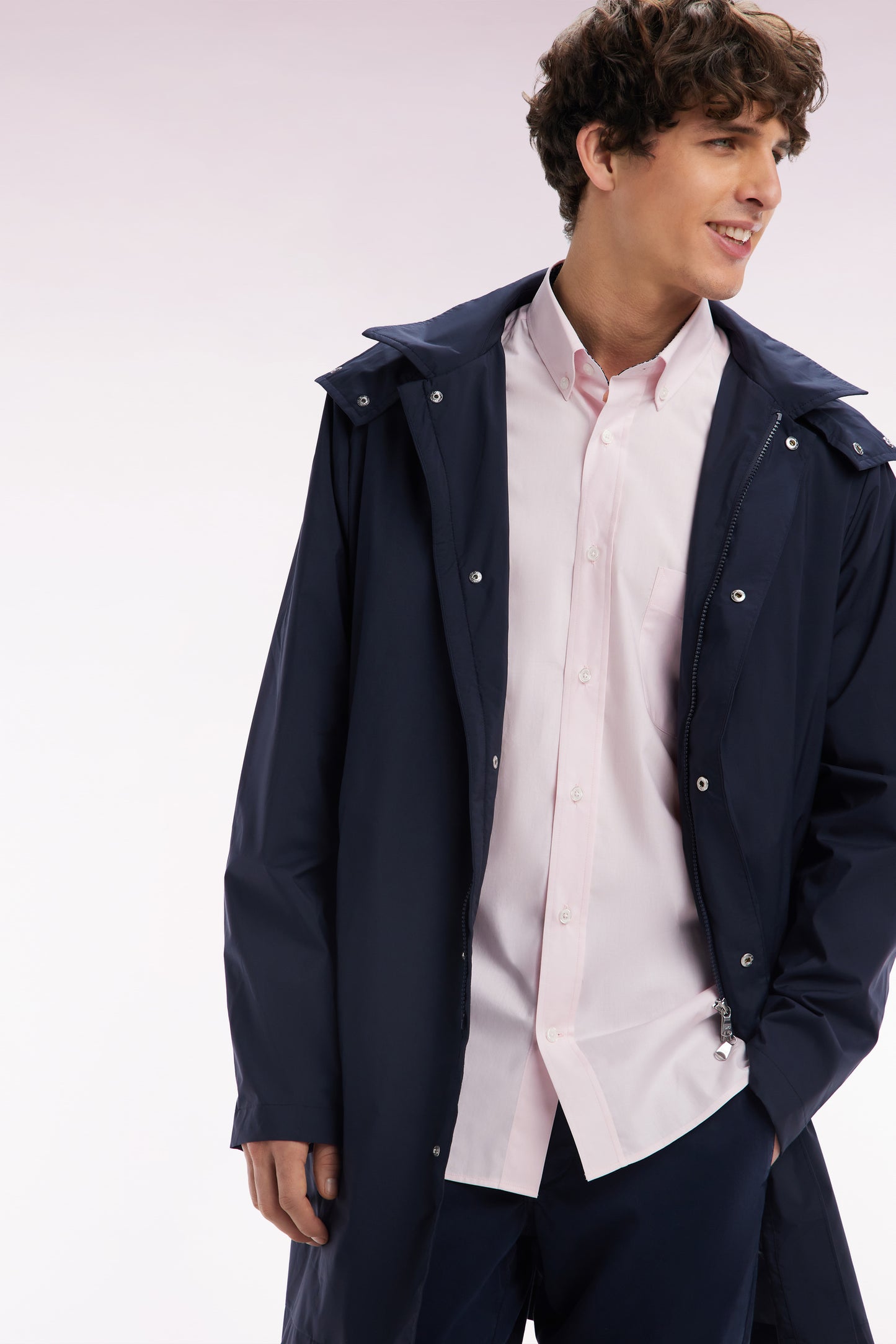 Straight-fit pink cotton shirt with navy elbow patches