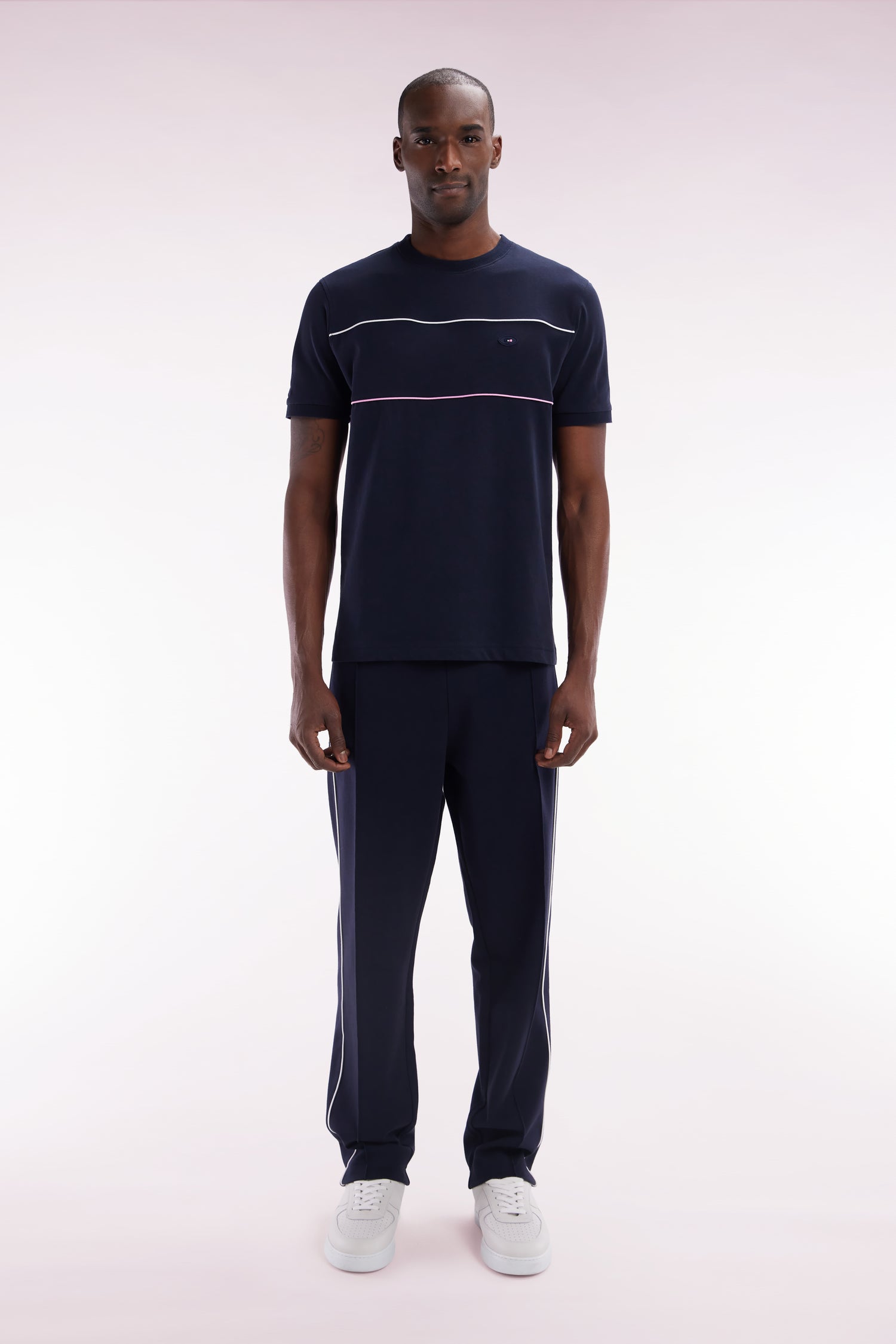 Pantalon jogging en molleton coton stretch marine passepoil ciel coupe droite