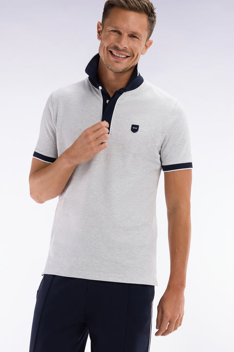 Polo uni à manches courtes en coton stretch gris passepoil contrasté coupe ajustée - Image 3