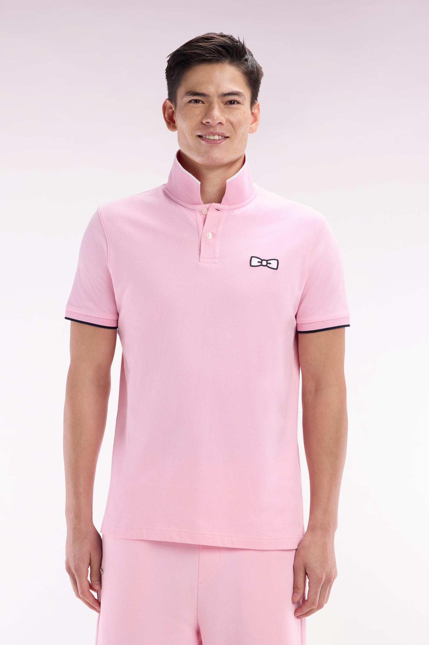 Polo à manches courtes en coton rose broderie ton sur ton coupe décontractée