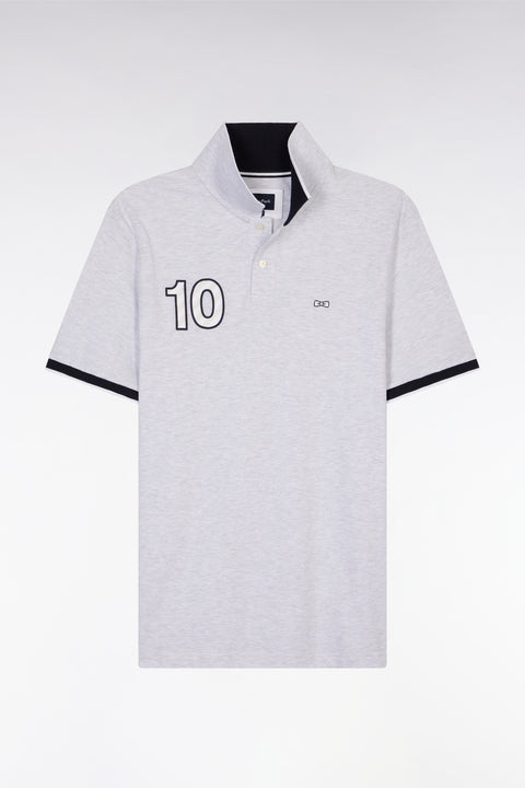 Polo à manches courtes en coton gris broderie 10 coupe décontractée - Image 2