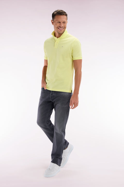 Polo à manches courtes uni en coton Pima jaune coupe droite - Image 3