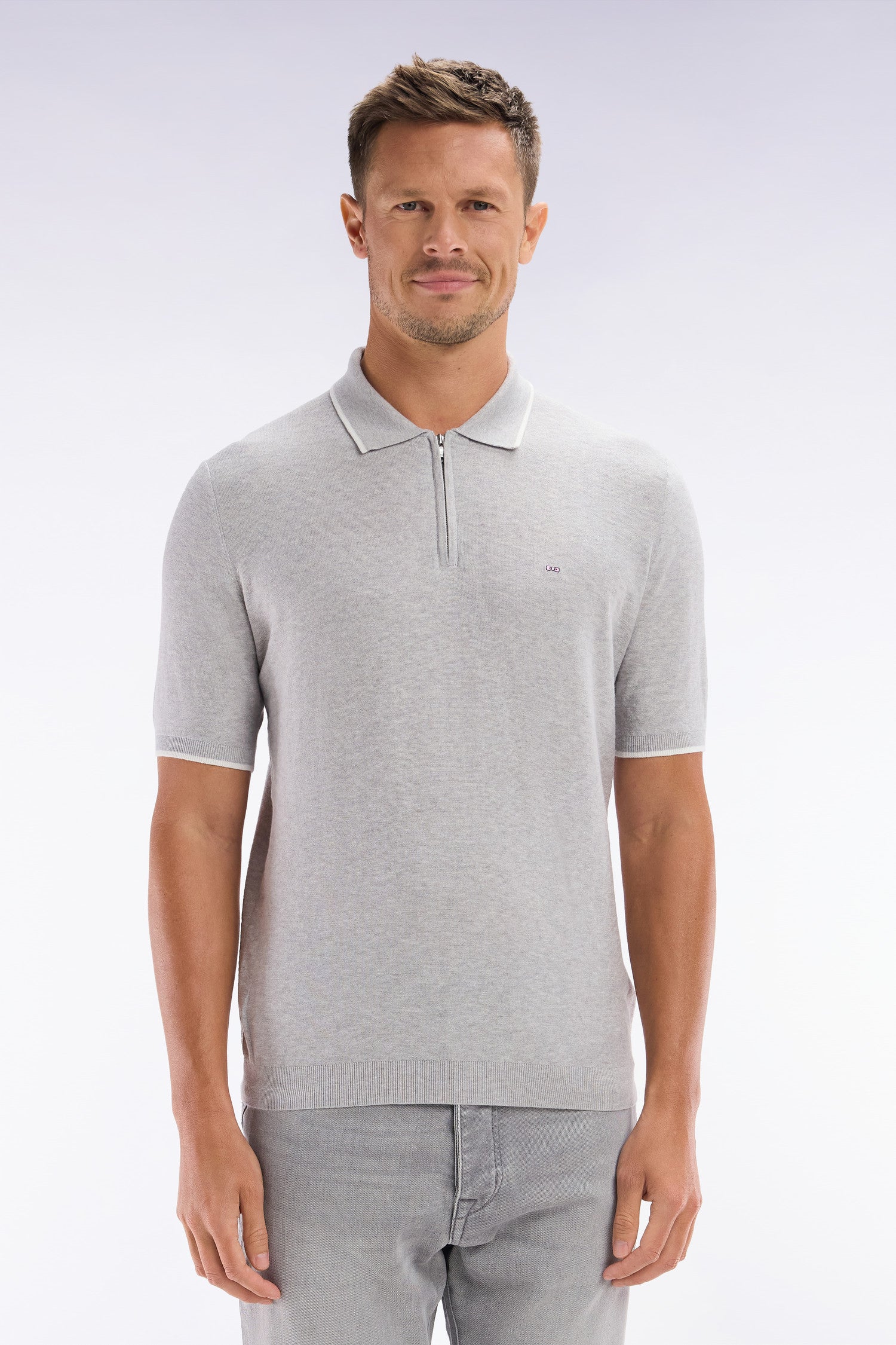 Pull col polo en coton biologique et cachemire gris coupe droite