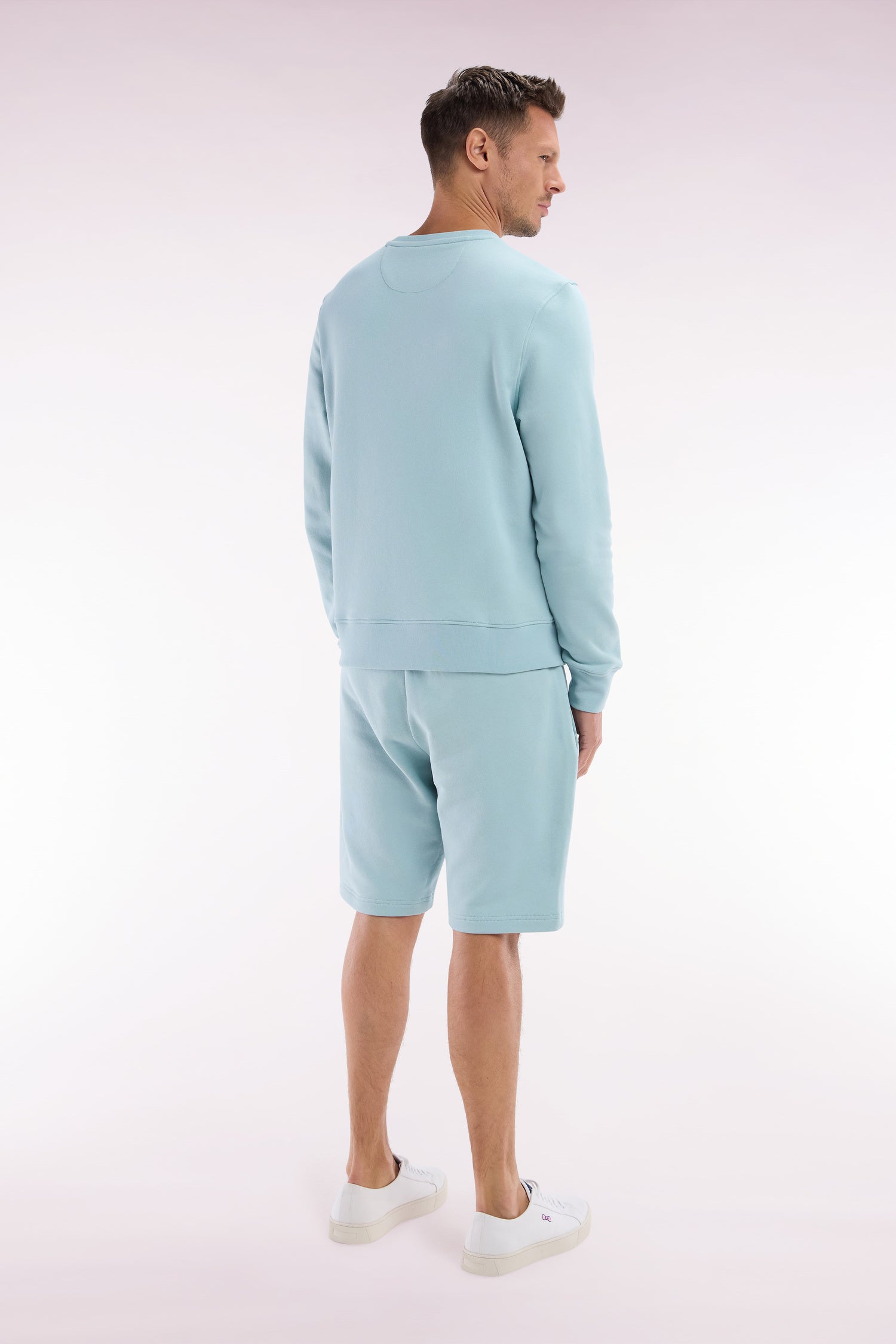 Short en molleton coton vert d'eau coupe droite